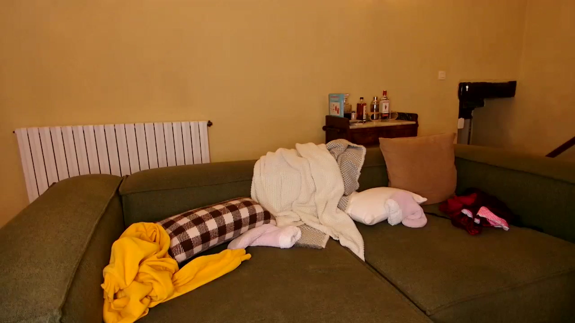 Gallery image thumbnail from Kinkywander's myfreecams stream on, 10/21/2023, 18:23 image 4 of 20