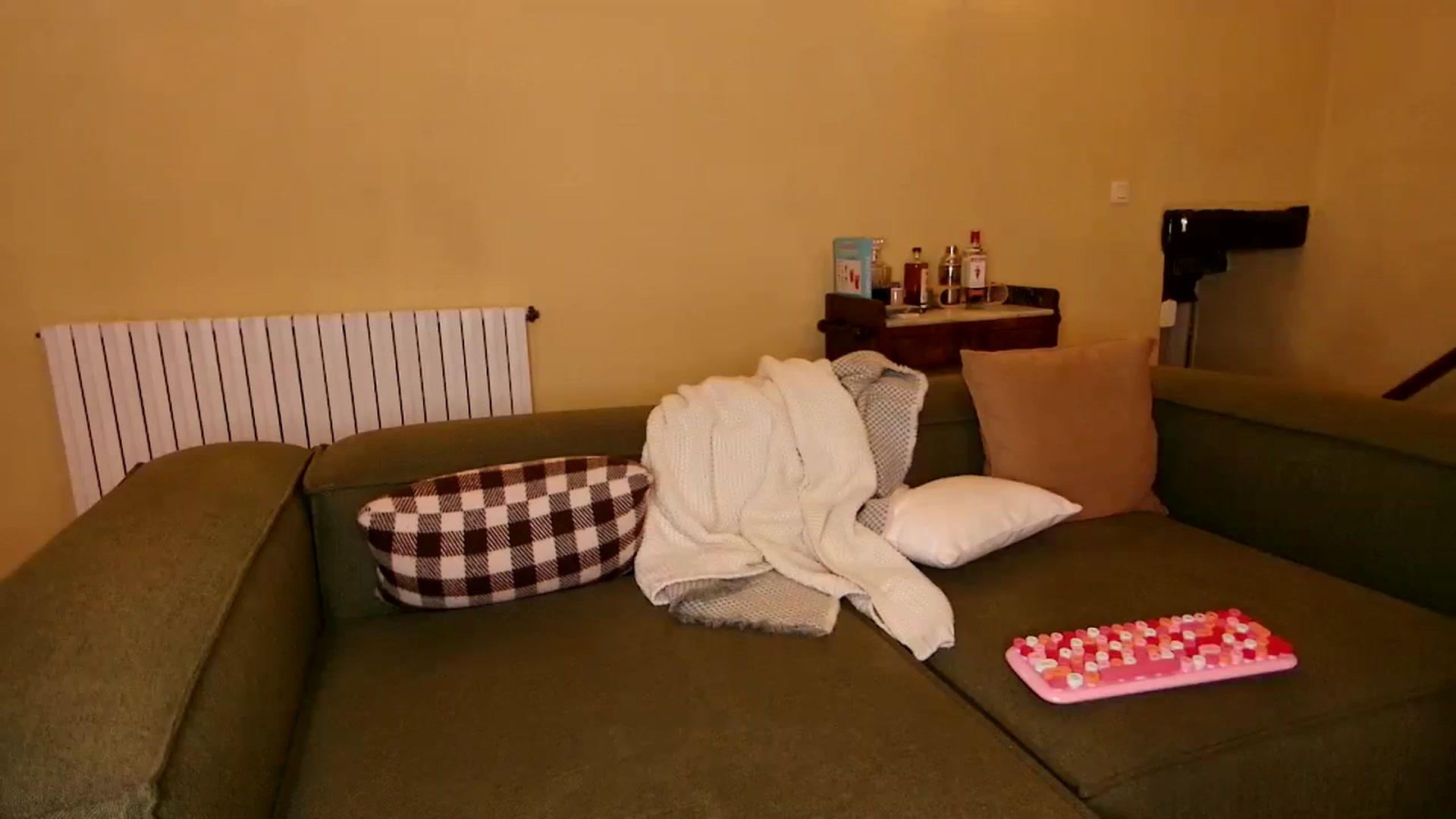 Gallery image thumbnail from Kinkywander's myfreecams stream on, 10/21/2023, 18:23 image 1 of 20