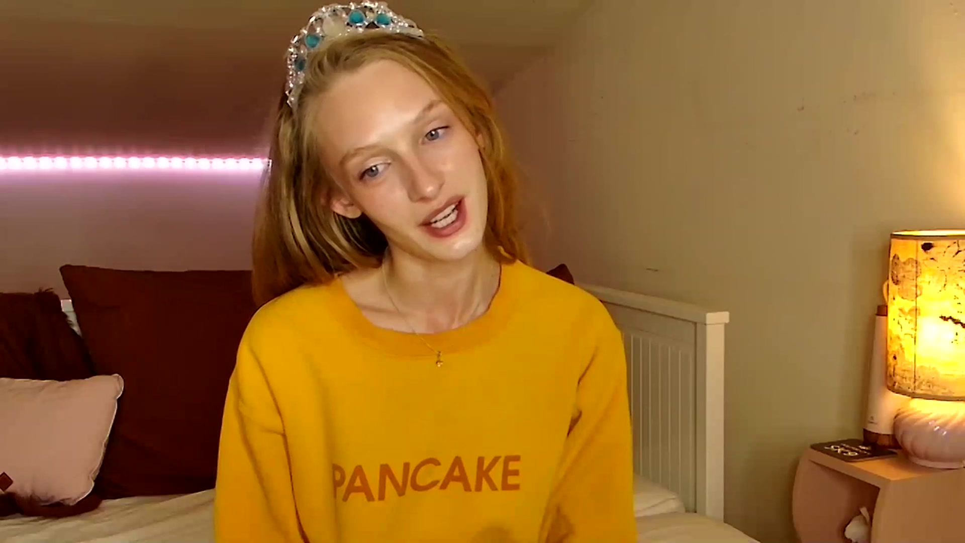Gallery image thumbnail from Kinkywander's myfreecams stream on, 10/28/2023, 18:42 image 15 of 20