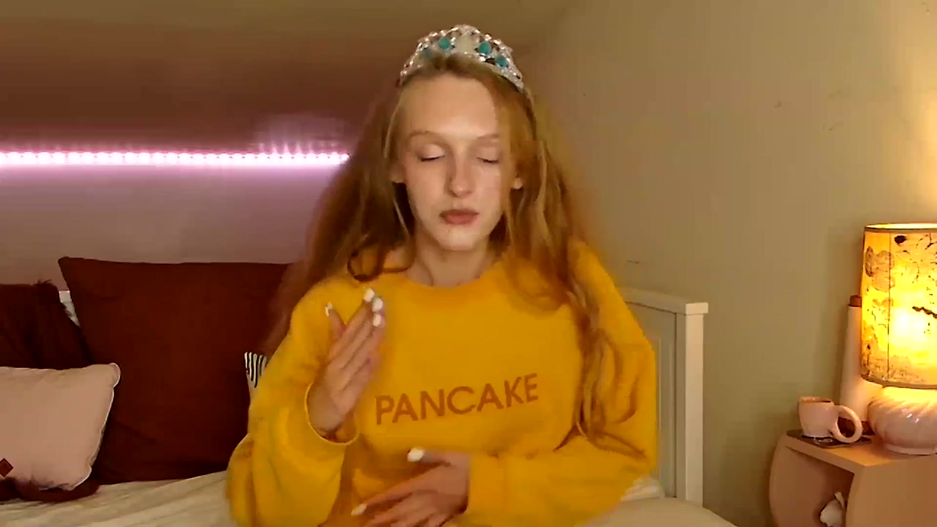 Gallery image thumbnail from Kinkywander's myfreecams stream on, 10/28/2023, 18:42 image 6 of 20