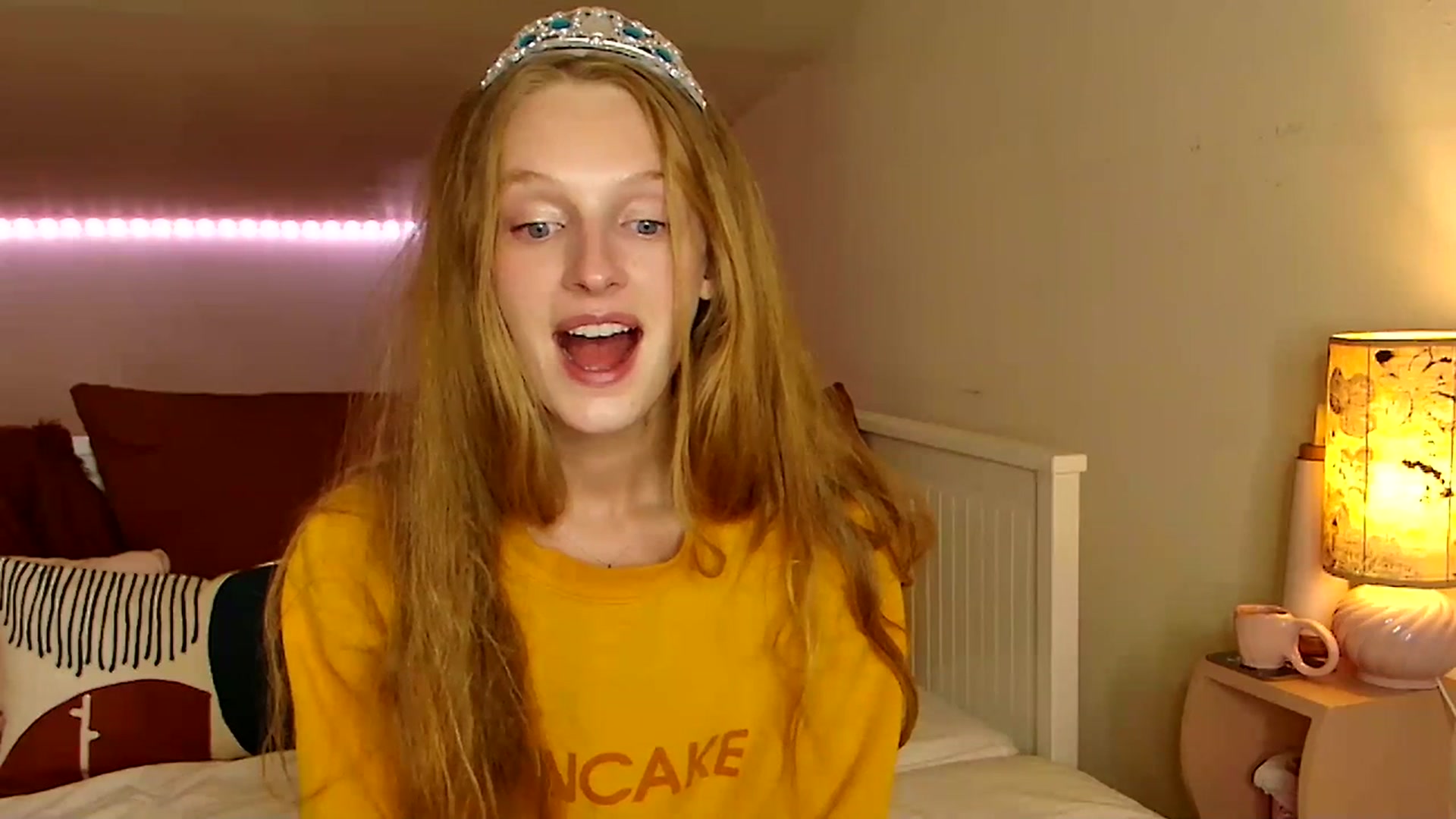 Gallery image thumbnail from Kinkywander's myfreecams stream on, 10/28/2023, 20:11 image 17 of 20
