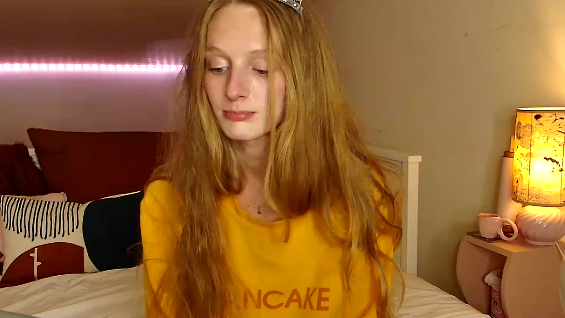 Gallery image thumbnail from Kinkywander's myfreecams stream on, 10/28/2023, 20:11 image 19 of 20