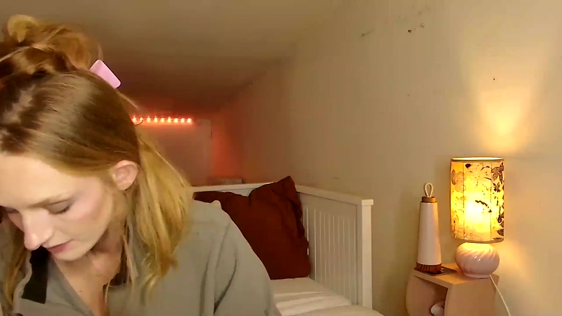 Gallery image thumbnail from Kinkywander's myfreecams stream on, 10/29/2023, 20:09 image 6 of 20
