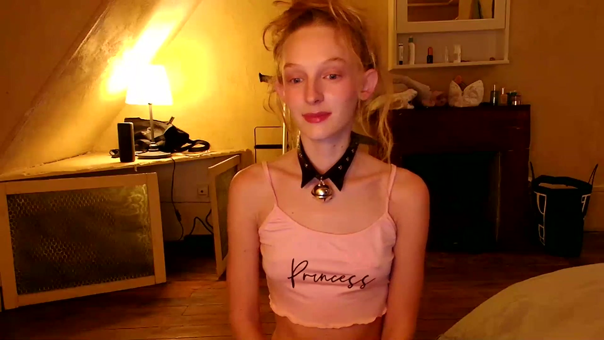 Gallery image thumbnail from Kinkywander's myfreecams stream on, 11/04/2023, 21:55 image 7 of 20