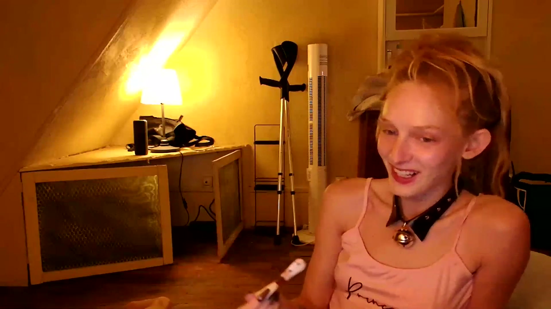 Gallery image thumbnail from Kinkywander's myfreecams stream on, 11/04/2023, 21:55 image 14 of 20