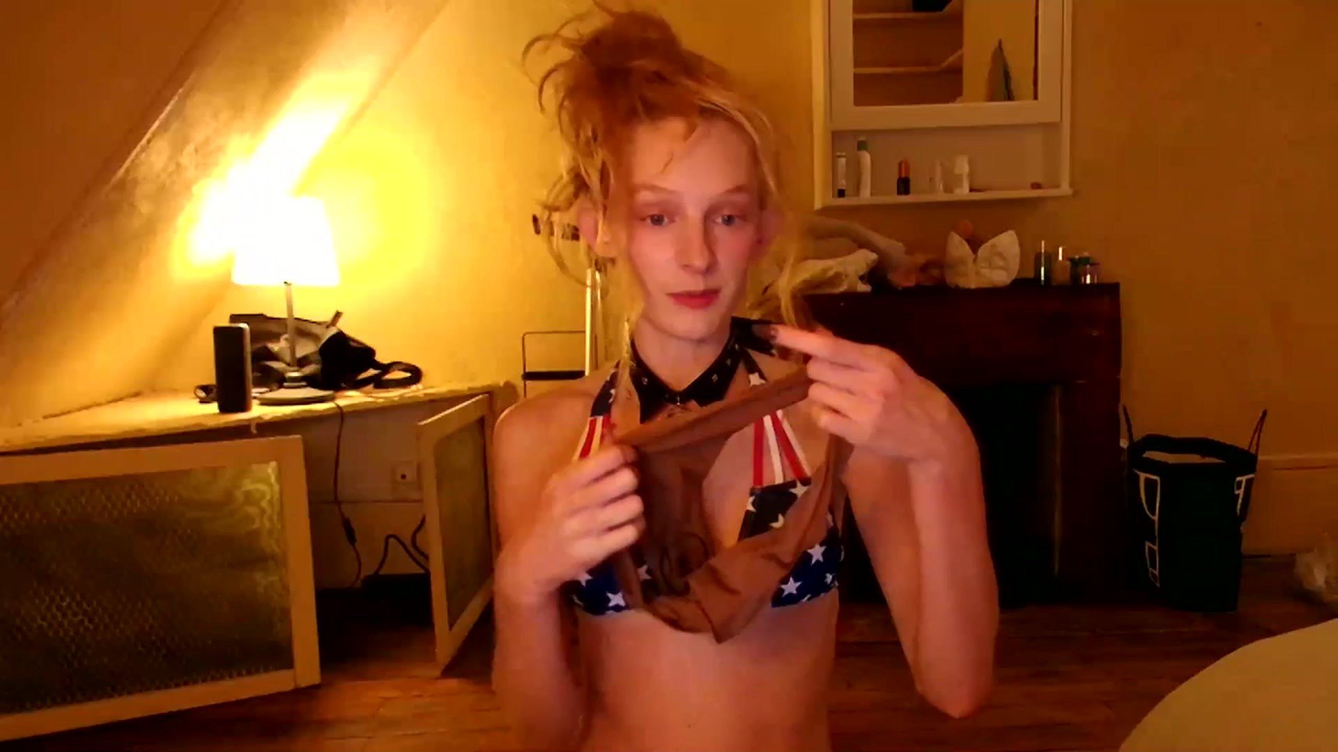 Gallery image thumbnail from Kinkywander's myfreecams stream on, 11/04/2023, 21:55 image 1 of 20