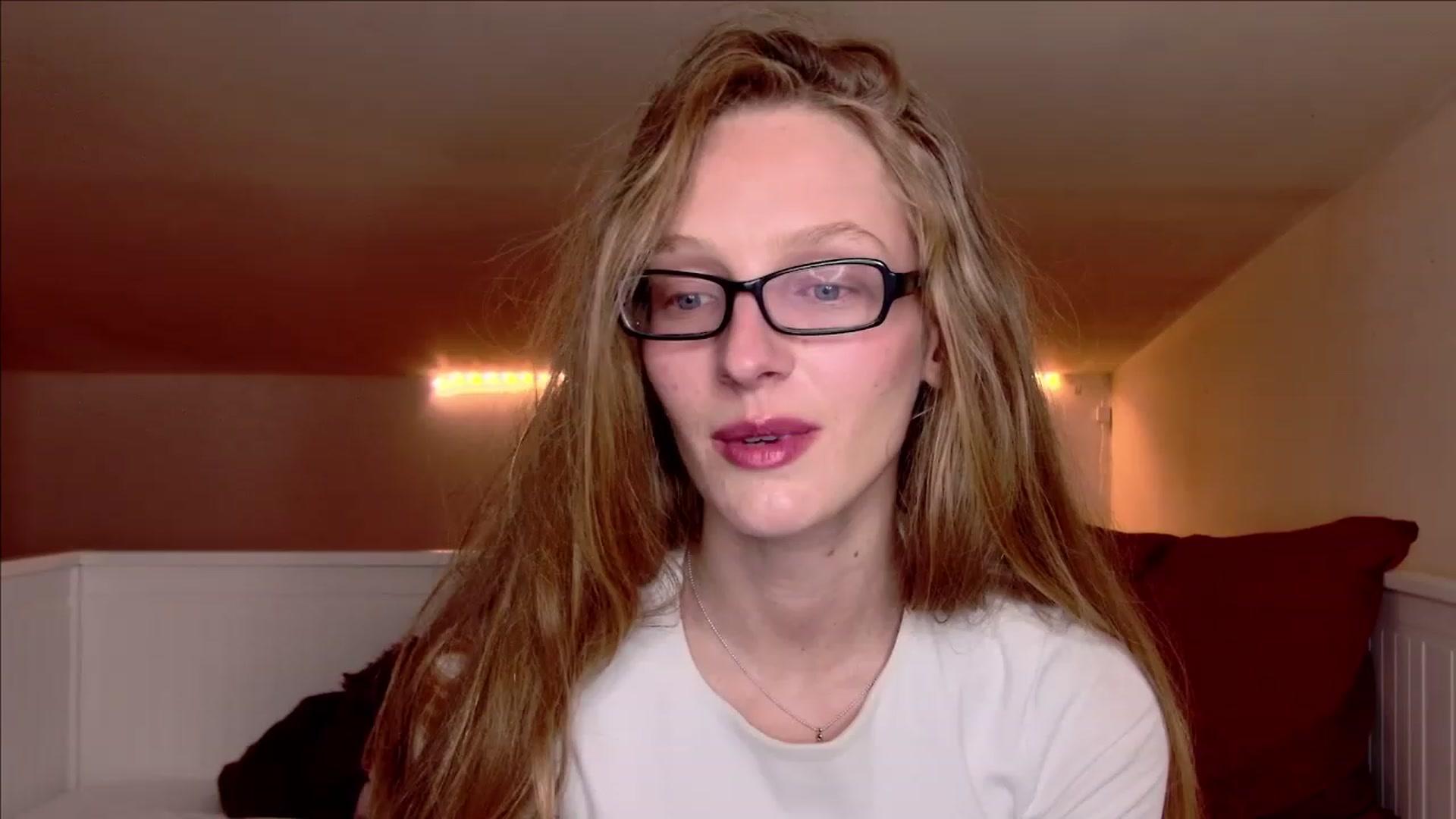 Gallery image thumbnail from Kinkywander's myfreecams stream on, 11/19/2023, 22:17 image 1 of 20