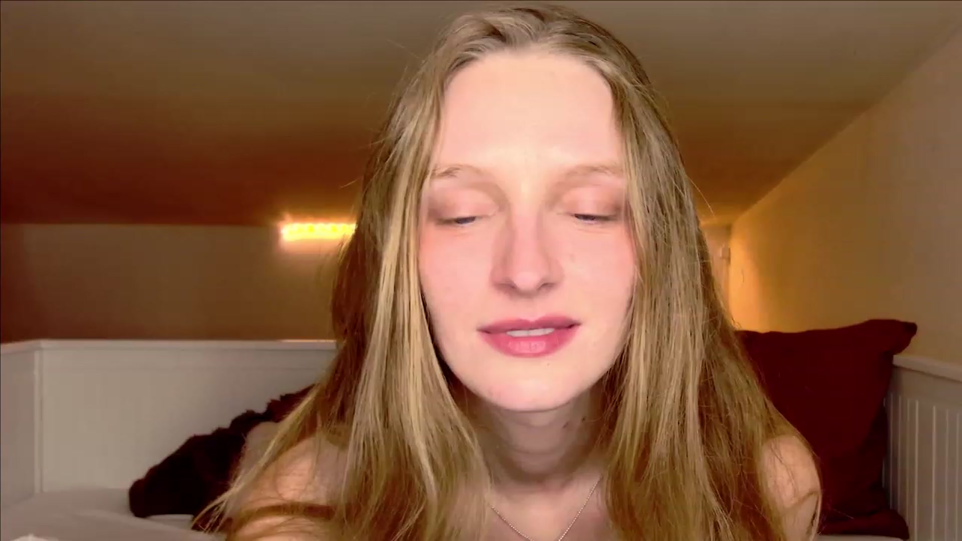 Gallery image thumbnail from Kinkywander's myfreecams stream on, 11/25/2023, 22:36 image 10 of 20