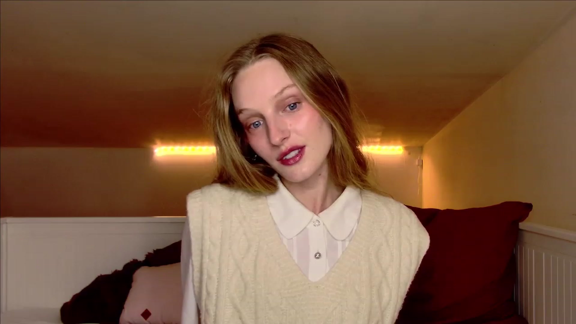 Gallery image thumbnail from Kinkywander's myfreecams stream on, 11/25/2023, 22:36 image 3 of 20