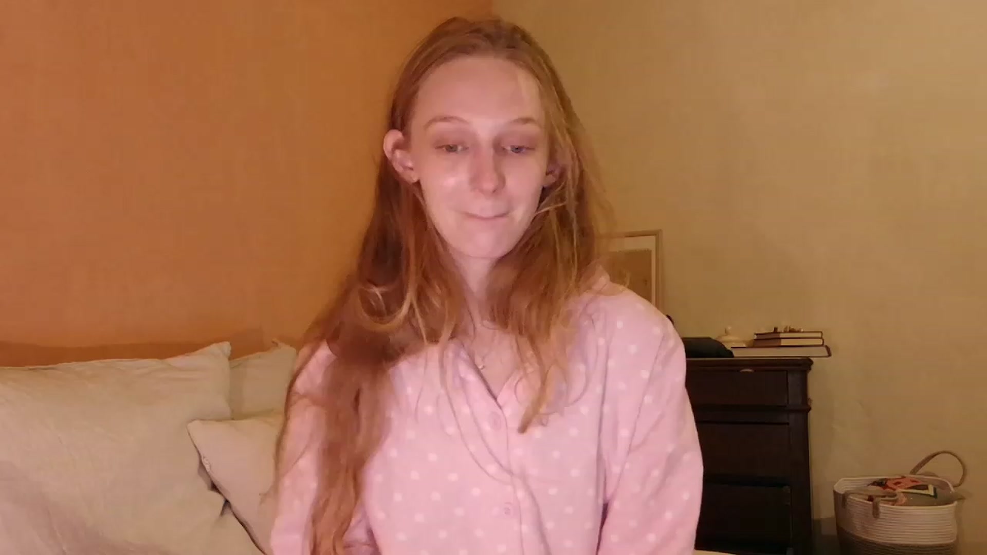 Gallery image thumbnail from Kinkywander's myfreecams stream on, 01/07/2024, 20:57 image 20 of 20