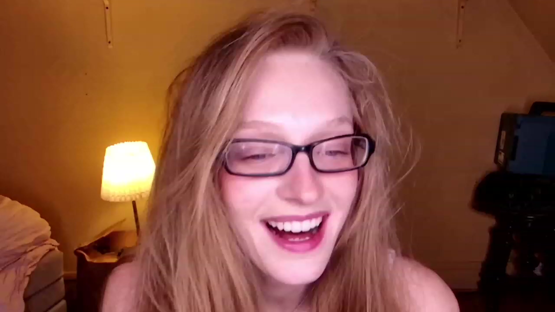 Gallery image thumbnail from Kinkywander's myfreecams stream on, 02/03/2024, 22:25 image 10 of 20