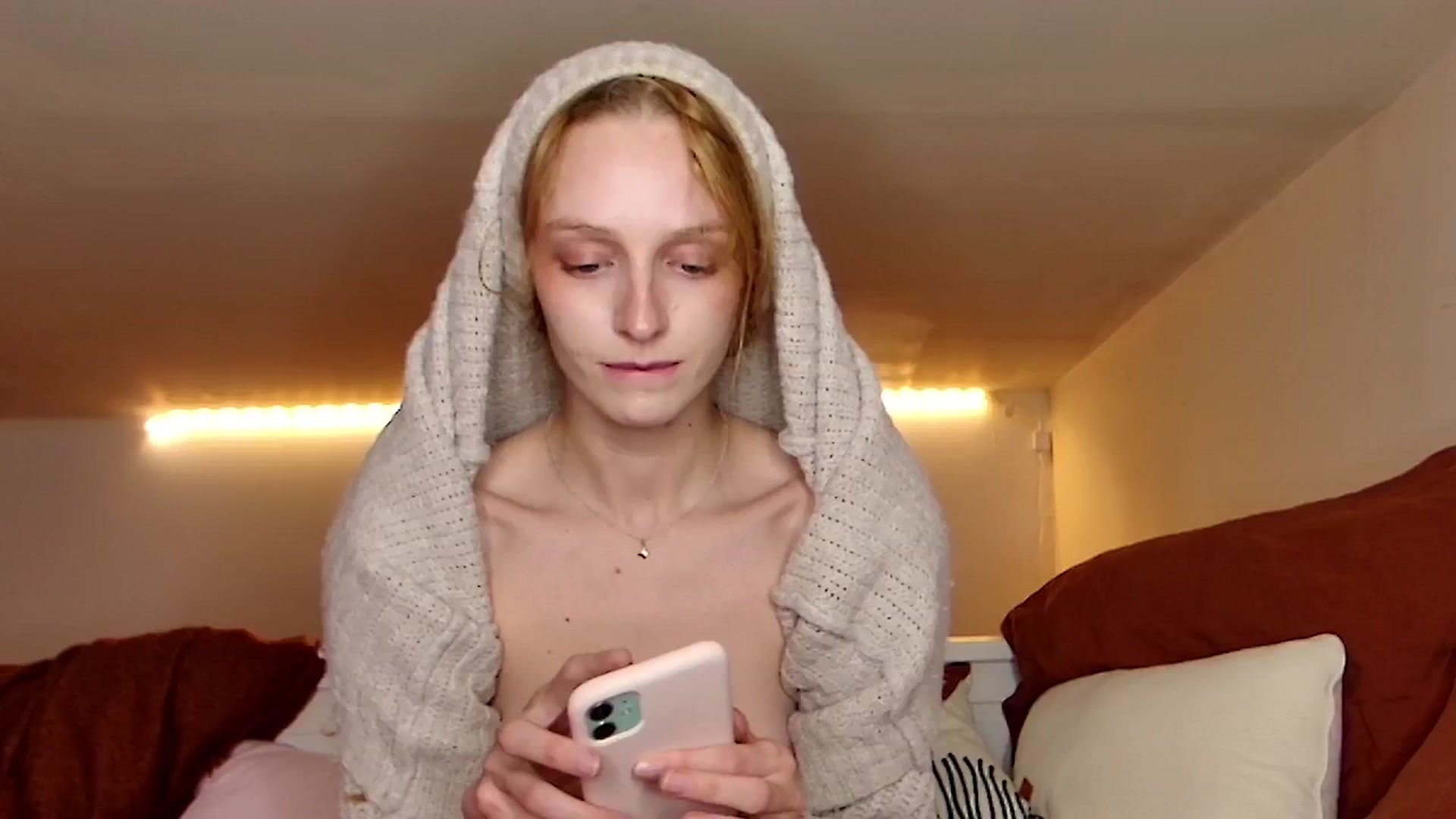 Gallery image thumbnail from Kinkywander's myfreecams stream on, 02/24/2024, 21:49 image 14 of 20