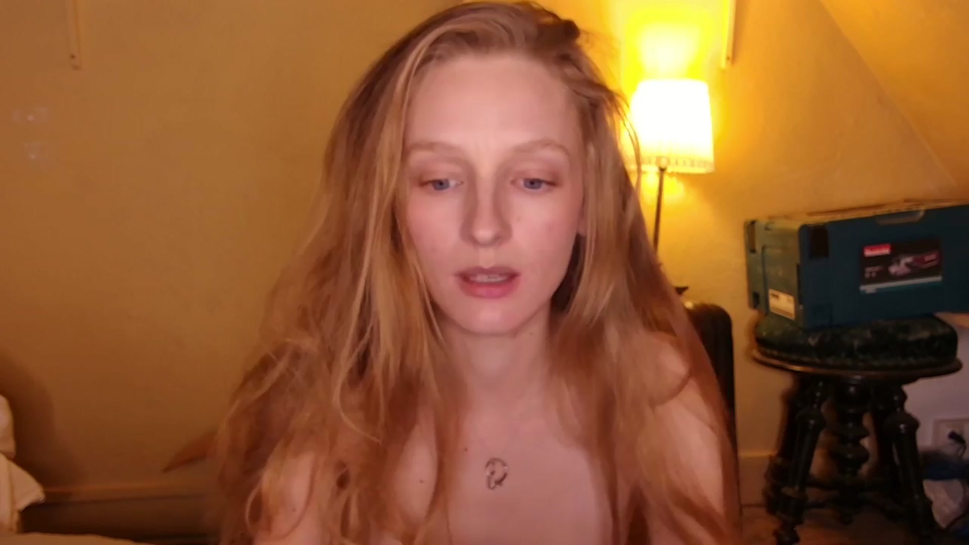 Gallery image thumbnail from Kinkywander's myfreecams stream on, 04/07/2024, 21:03 image 12 of 20