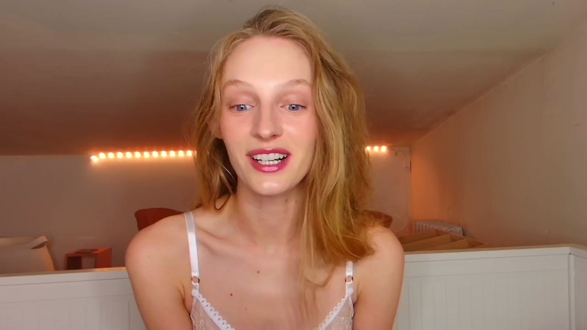 Gallery image thumbnail from Kinkywander's myfreecams stream on, 06/09/2024, 20:42 image 7 of 20