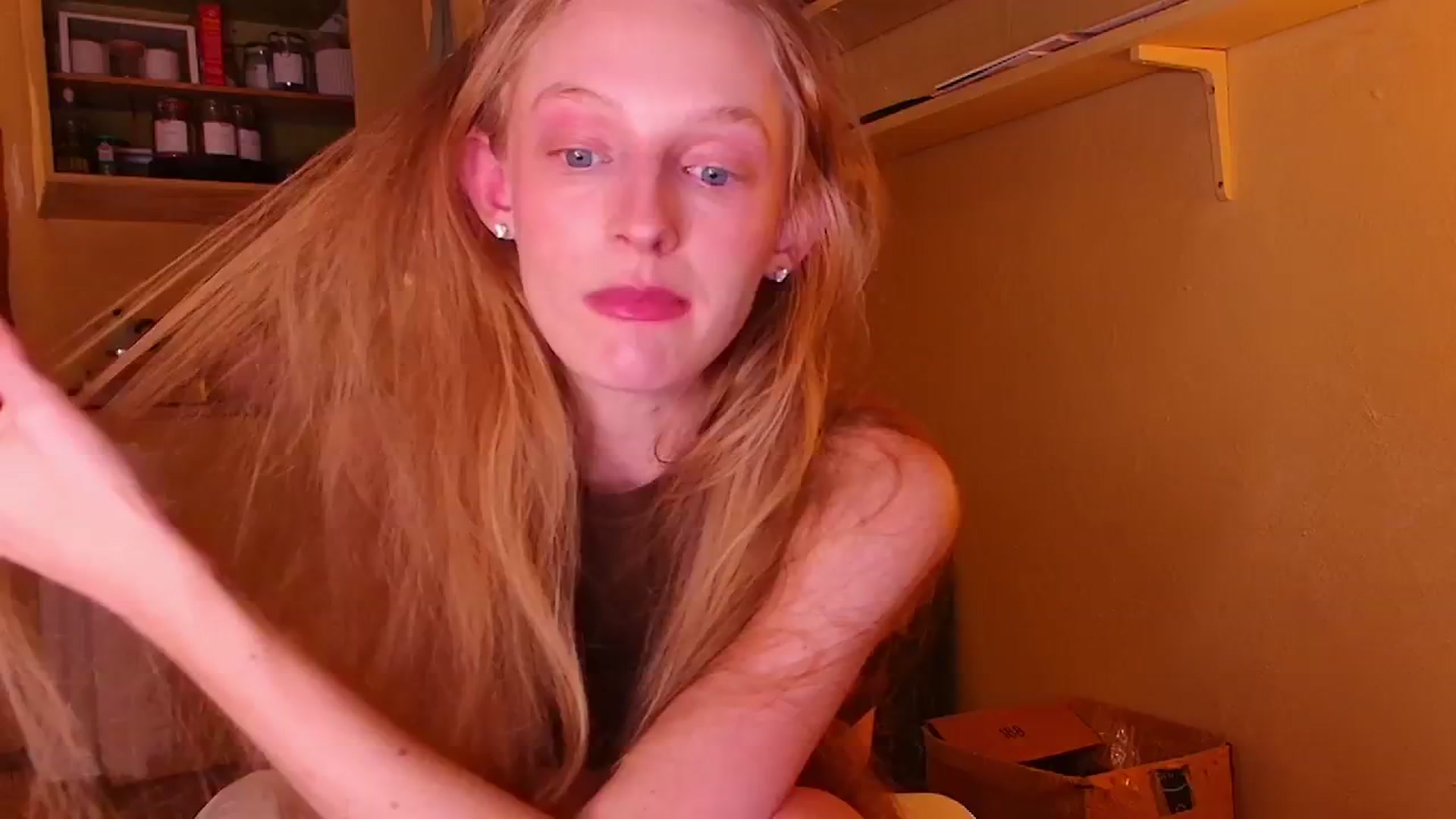 Gallery image thumbnail from Kinkywander's myfreecams stream on, 06/15/2024, 21:03 image 15 of 20