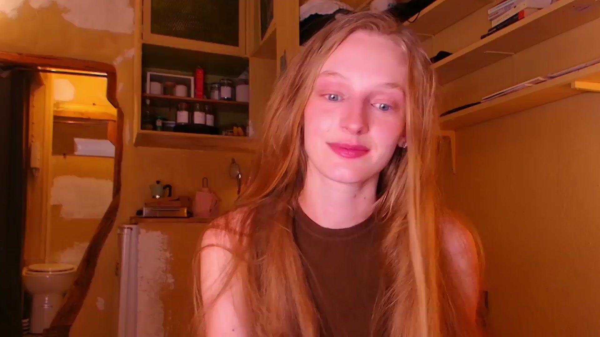 Gallery image thumbnail from Kinkywander's myfreecams stream on, 06/15/2024, 21:03 image 17 of 20