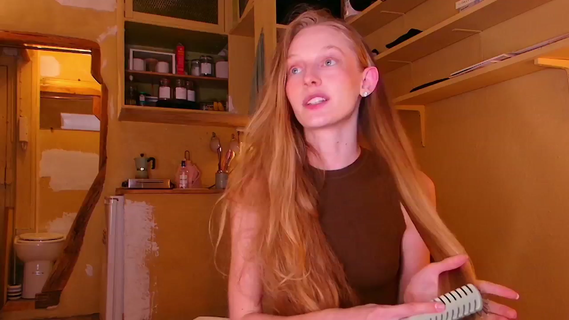 Gallery image thumbnail from Kinkywander's myfreecams stream on, 06/15/2024, 21:03 image 6 of 20