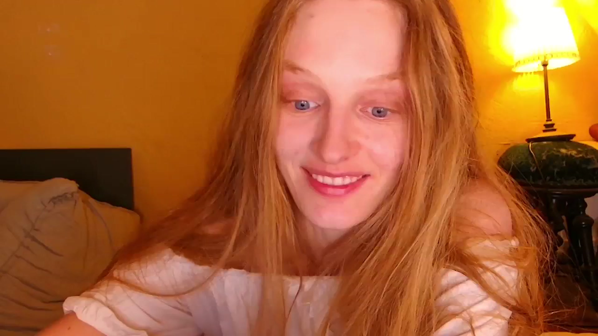 Gallery image thumbnail from Kinkywander's myfreecams stream on, 06/22/2024, 21:27 image 12 of 20