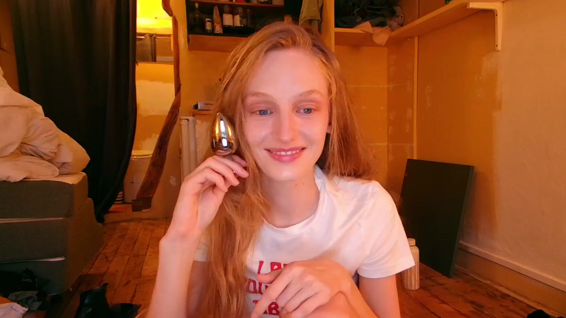 Gallery image thumbnail from Kinkywander's myfreecams stream on, 06/30/2024, 20:32 image 15 of 20