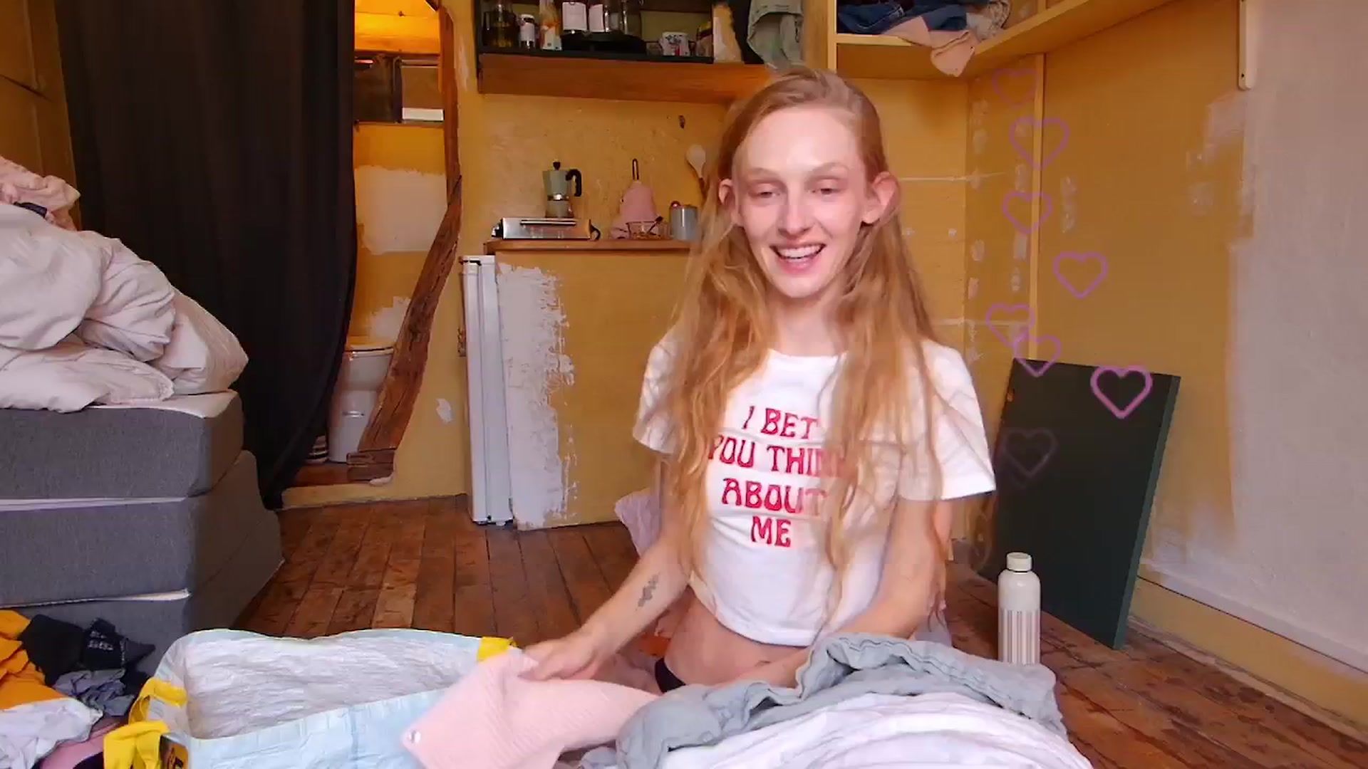 Gallery image thumbnail from Kinkywander's myfreecams stream on, 06/30/2024, 20:32 image 4 of 20
