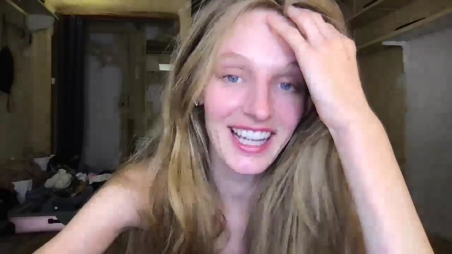 Gallery image thumbnail from Kinkywander's myfreecams stream on, 07/20/2024, 21:18 image 20 of 20