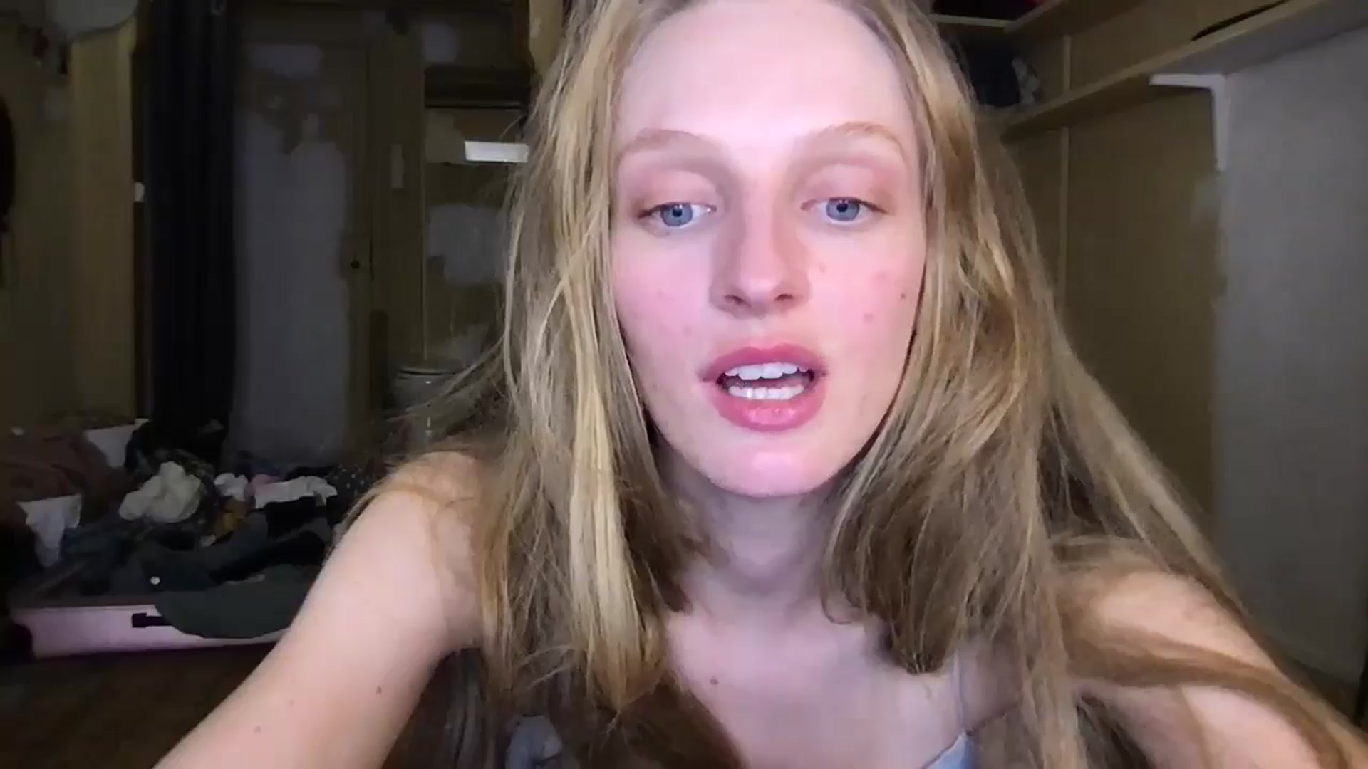 Gallery image thumbnail from Kinkywander's myfreecams stream on, 07/20/2024, 21:18 image 17 of 20