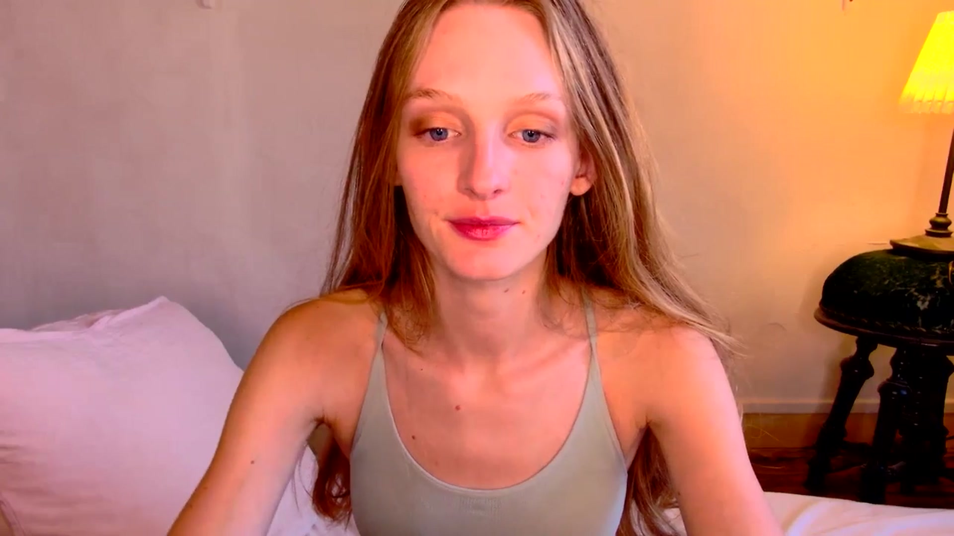 Gallery image thumbnail from Kinkywander's myfreecams stream on, 07/21/2024, 20:36 image 9 of 20