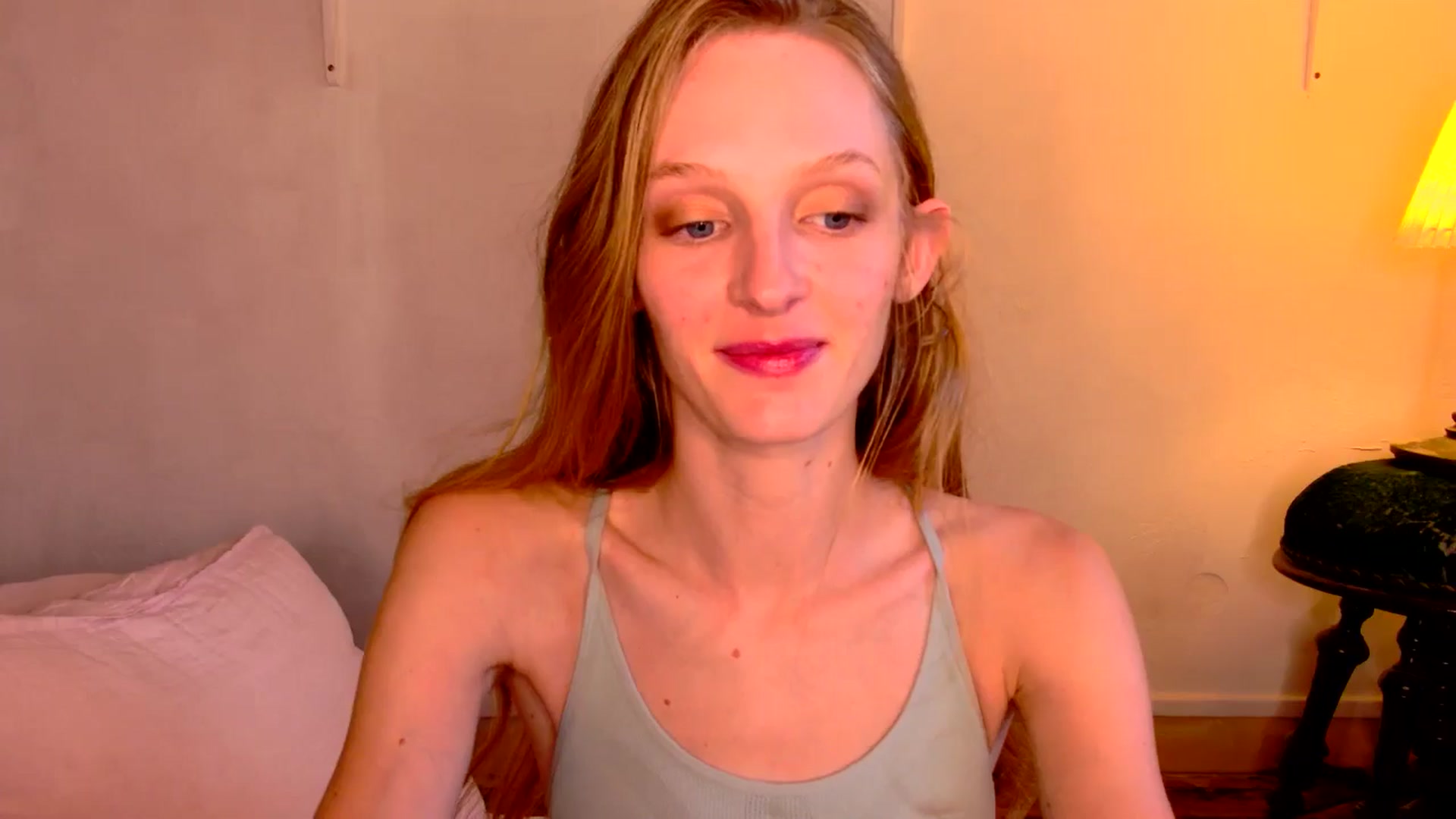 Gallery image thumbnail from Kinkywander's myfreecams stream on, 07/21/2024, 20:36 image 12 of 20
