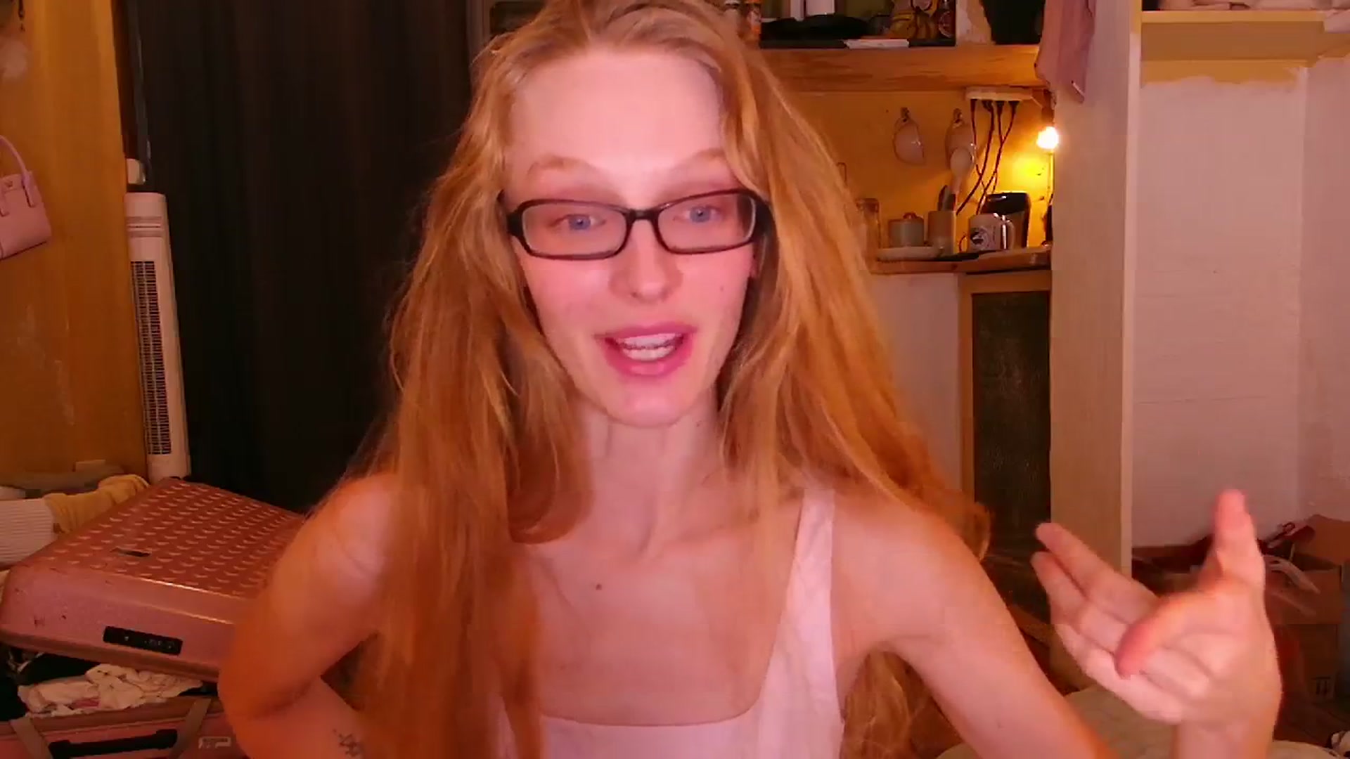 Gallery image thumbnail from Kinkywander's myfreecams stream on, 07/27/2024, 21:06 image 20 of 20