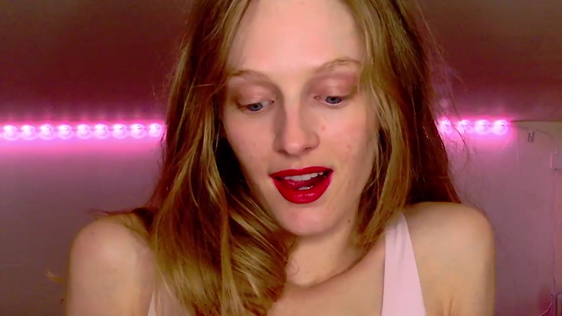 Gallery image thumbnail from Kinkywander's myfreecams stream on, 08/04/2024, 20:27 image 10 of 20