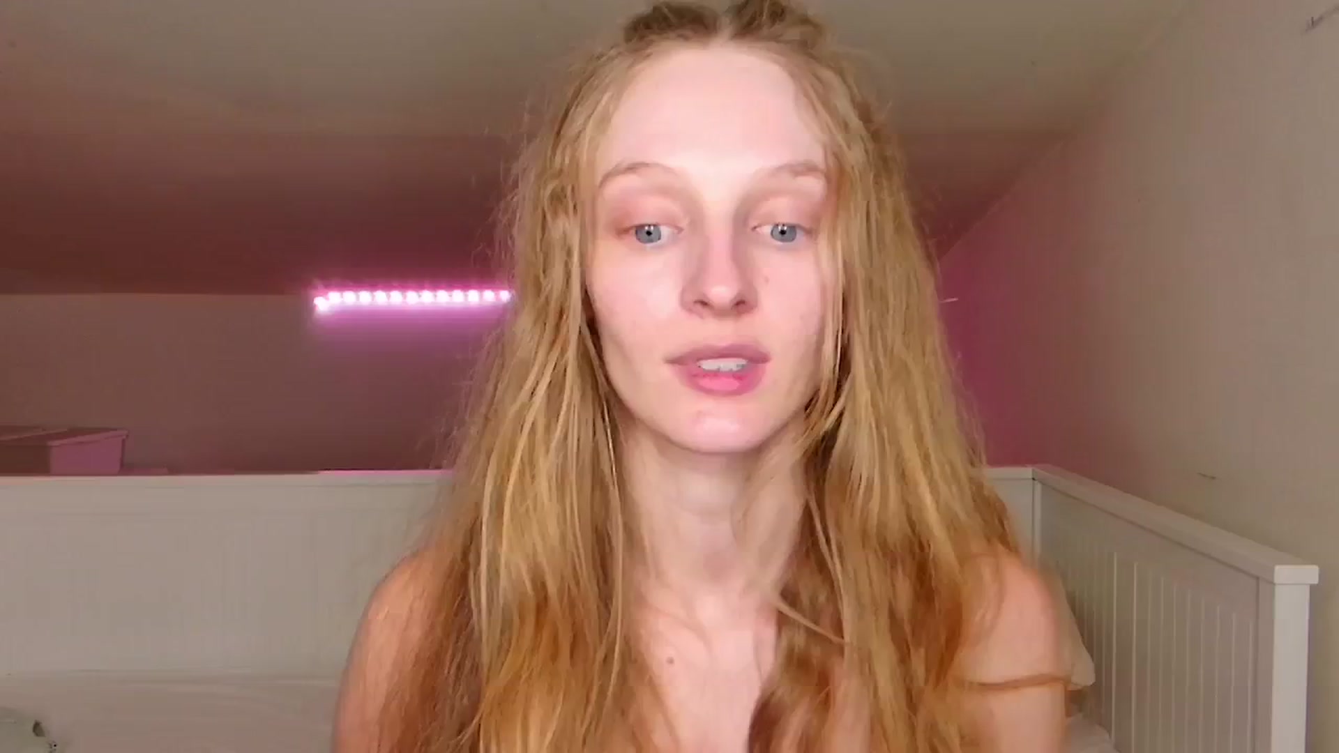 Gallery image thumbnail from Kinkywander's myfreecams stream on, 08/11/2024, 20:48 image 1 of 20
