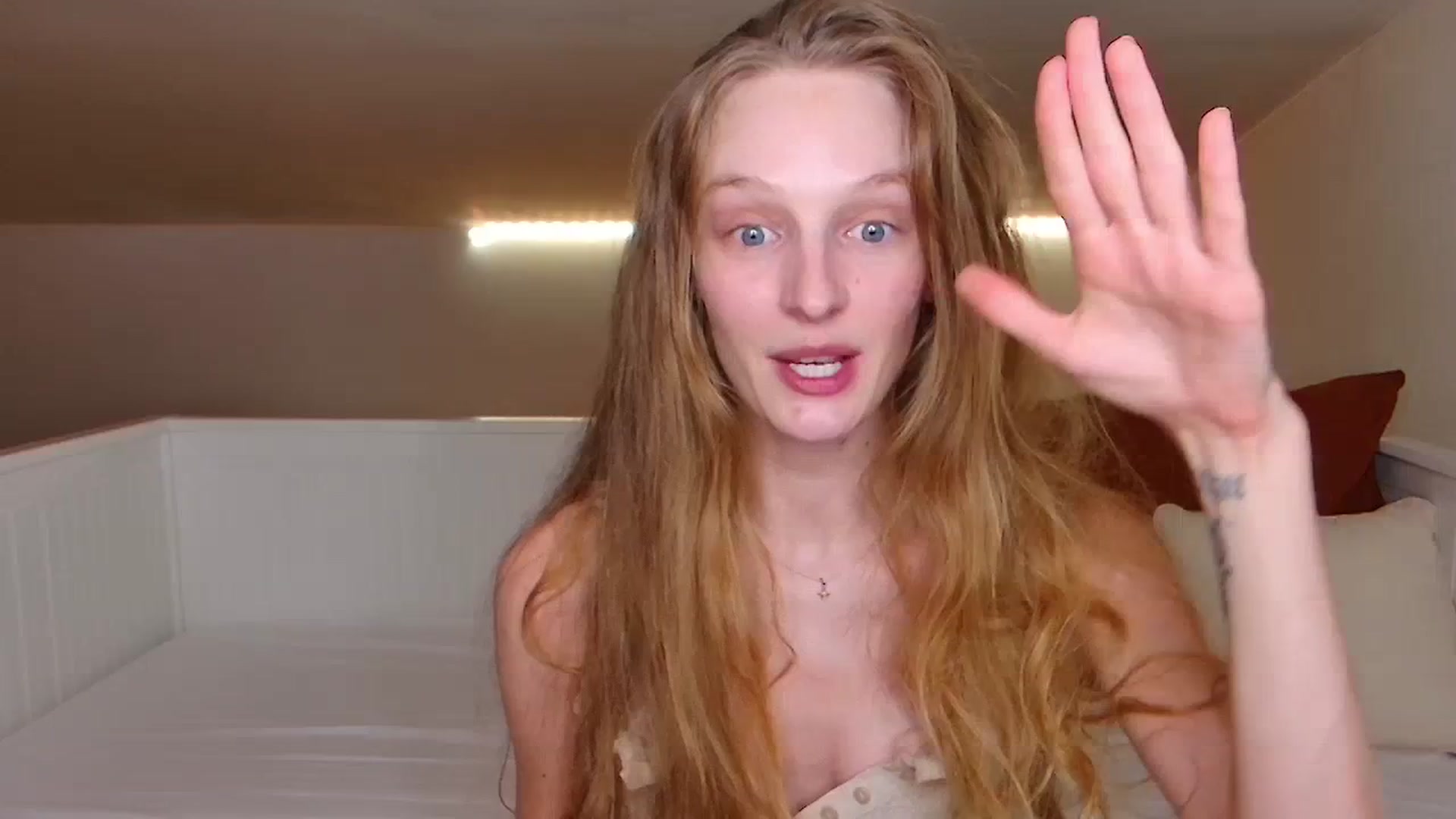 Gallery image thumbnail from Kinkywander's myfreecams stream on, 08/24/2024, 21:16 image 5 of 20