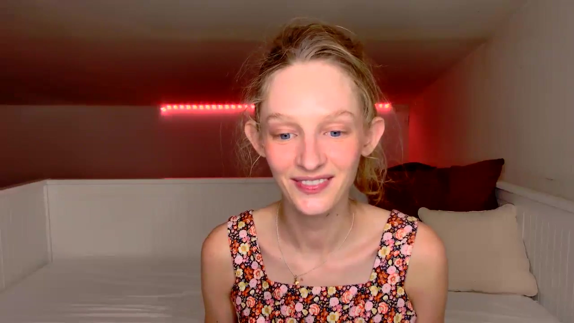 Gallery image thumbnail from Kinkywander's myfreecams stream on, 08/25/2024, 20:24 image 20 of 20