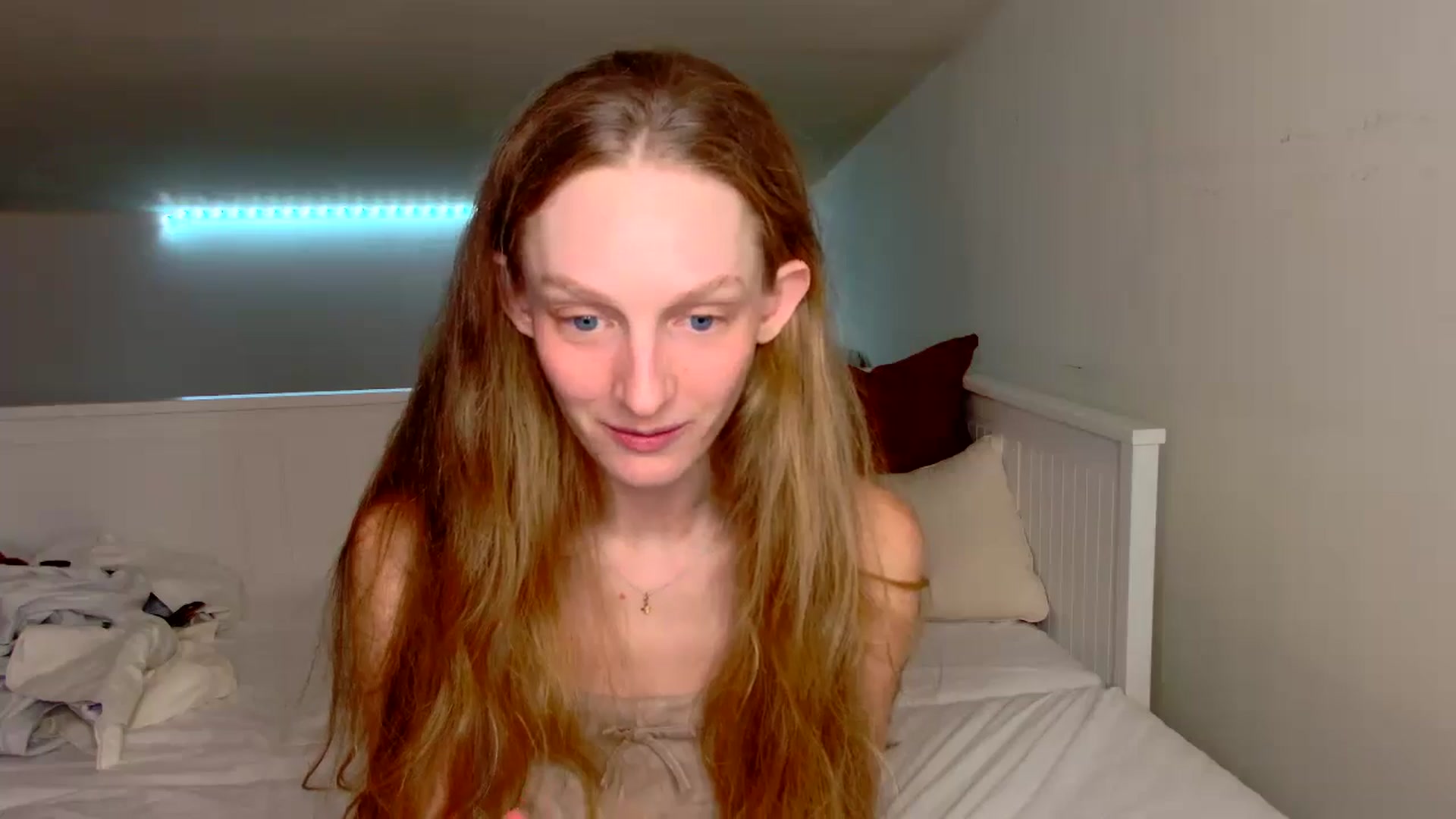 Gallery image thumbnail from Kinkywander's myfreecams stream on, 09/01/2024, 21:00 image 5 of 20
