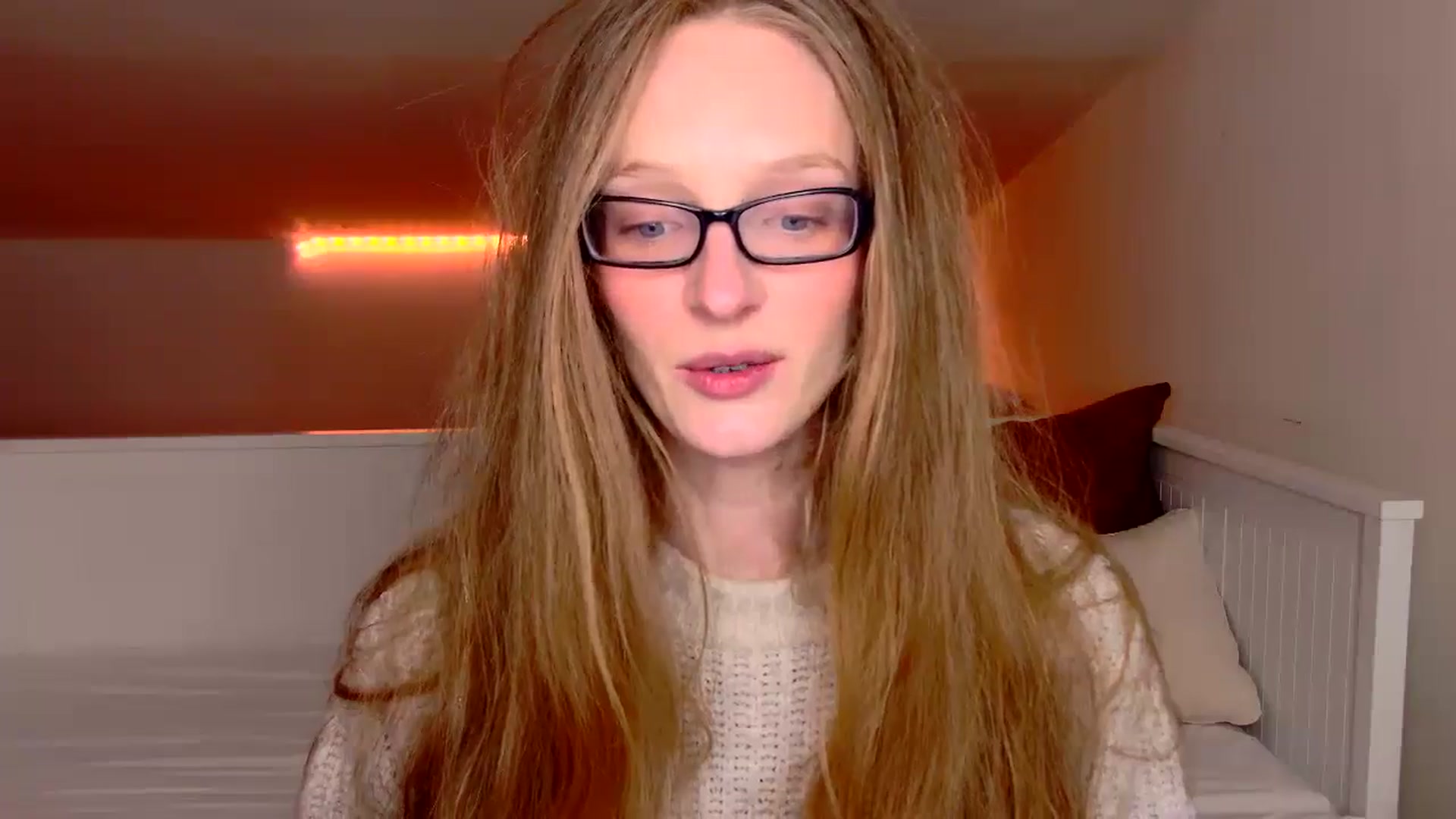 Gallery image thumbnail from Kinkywander's myfreecams stream on, 09/29/2024, 20:44 image 2 of 20