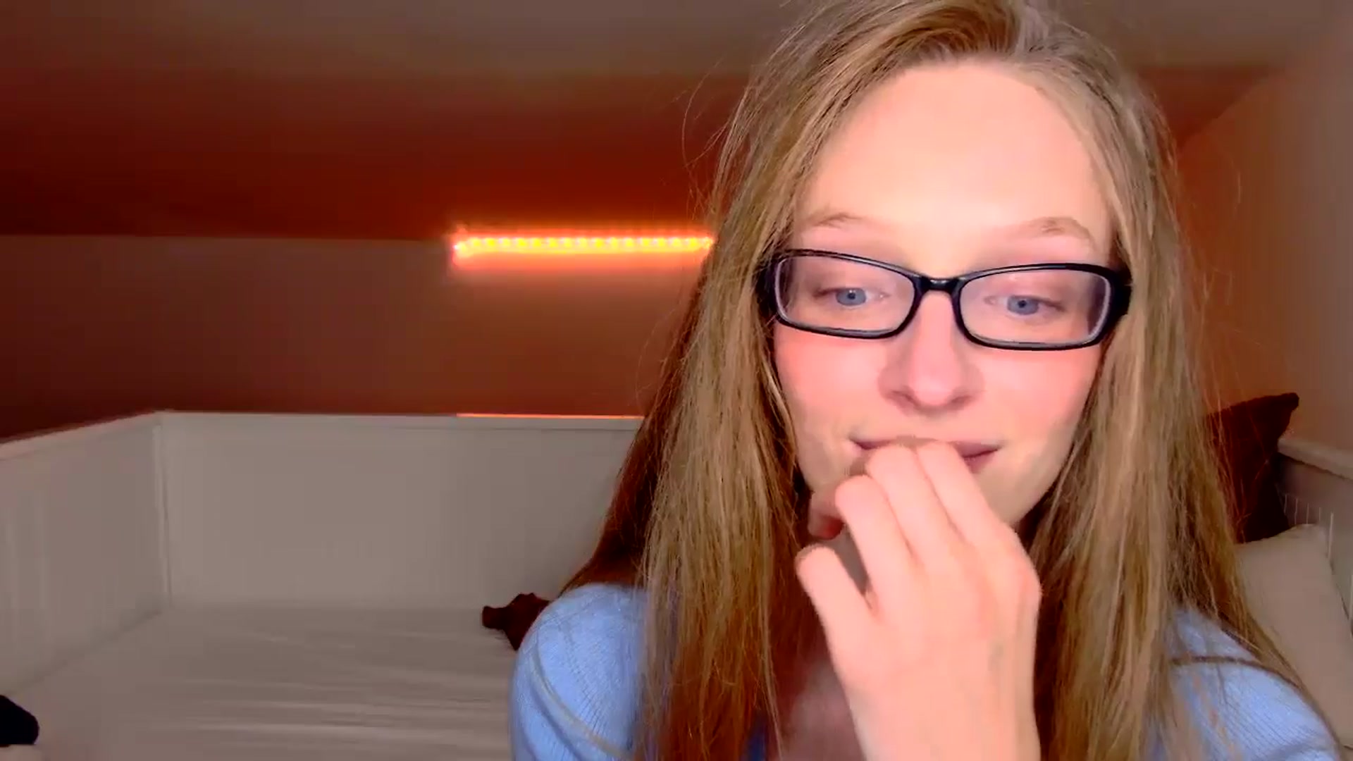 Gallery image thumbnail from Kinkywander's myfreecams stream on, 09/29/2024, 20:44 image 20 of 20