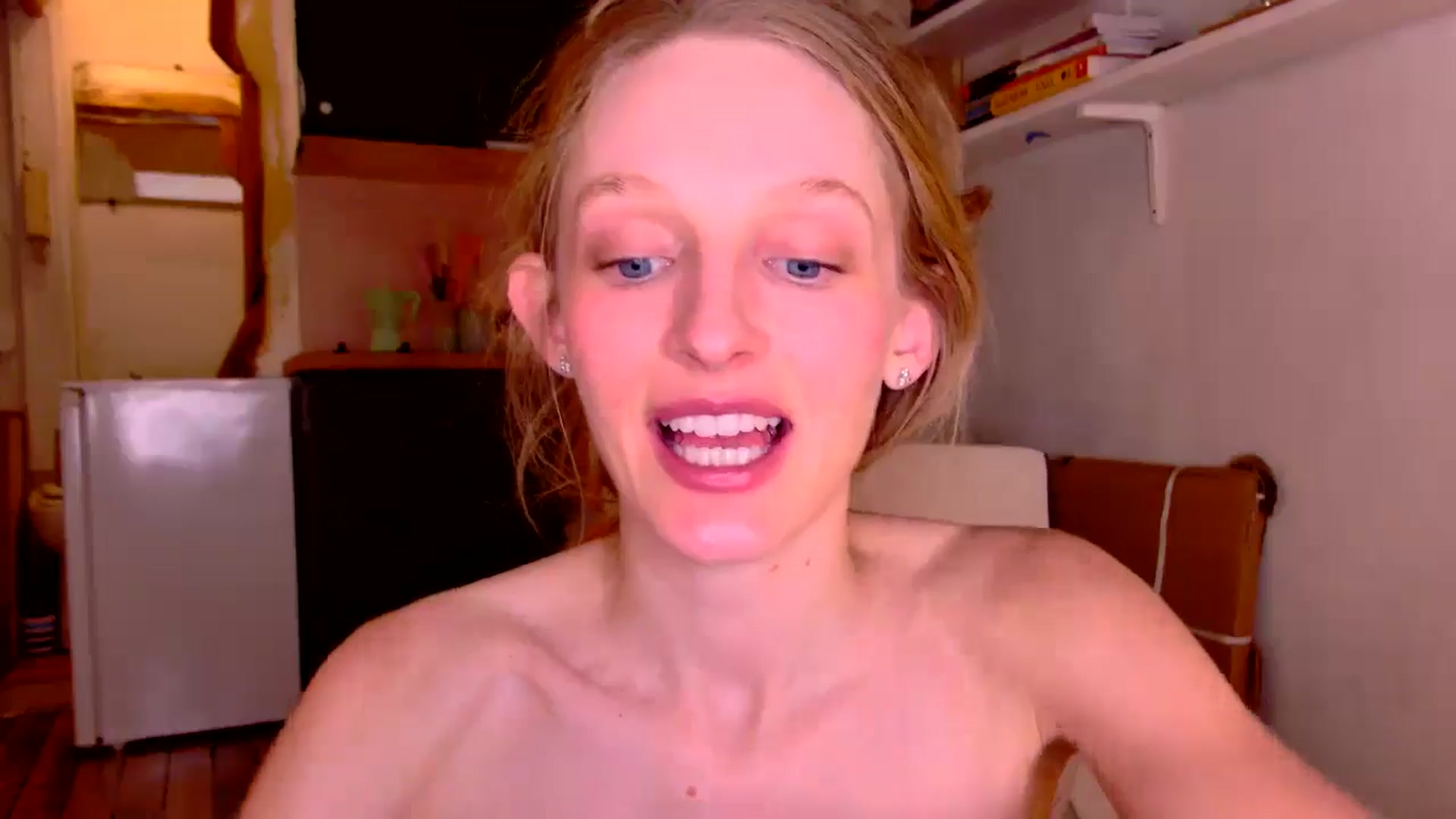 Gallery image thumbnail from Kinkywander's myfreecams stream on, 11/02/2024, 20:35 image 17 of 20