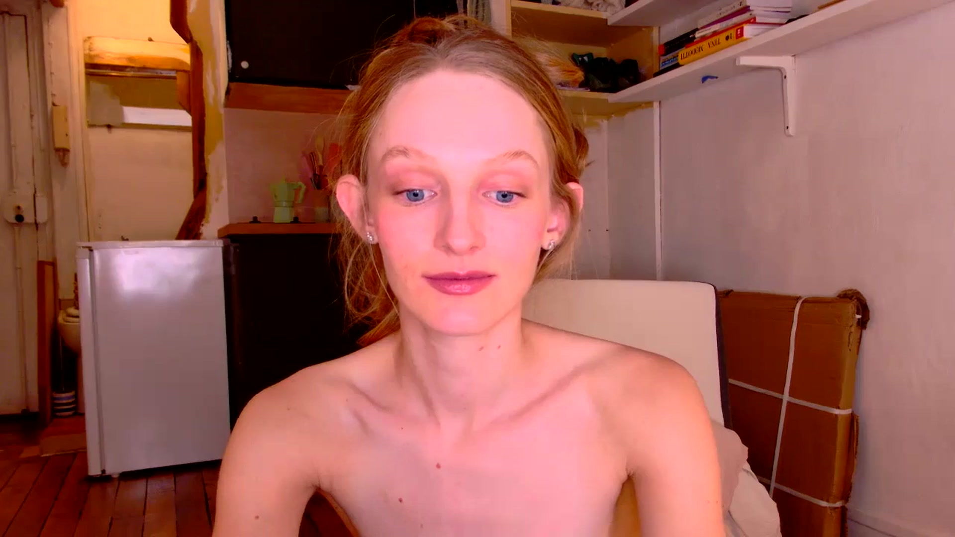 Gallery image thumbnail from Kinkywander's myfreecams stream on, 11/02/2024, 20:35 image 16 of 20