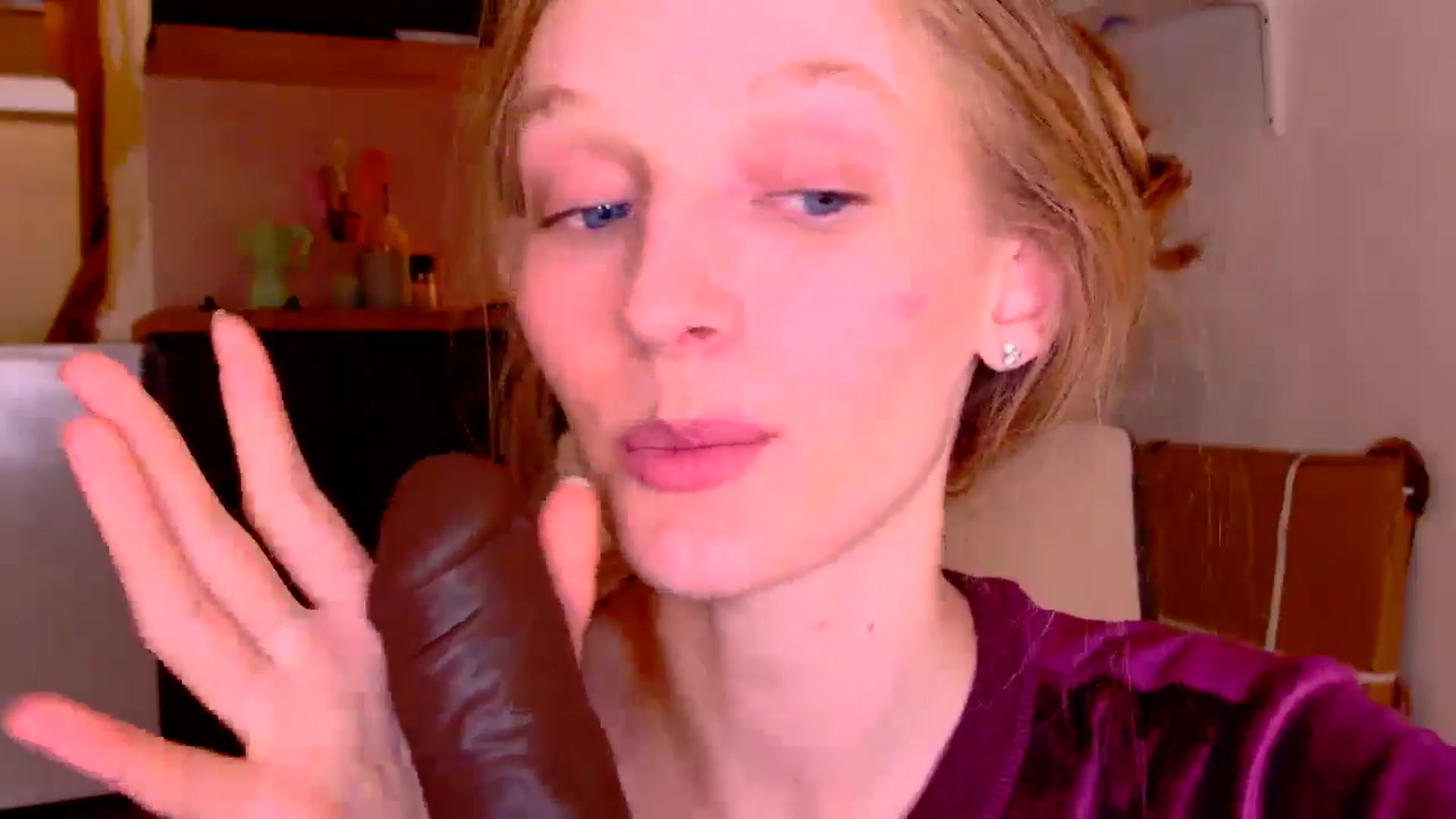 Gallery image thumbnail from Kinkywander's myfreecams stream on, 11/02/2024, 20:35 image 19 of 20