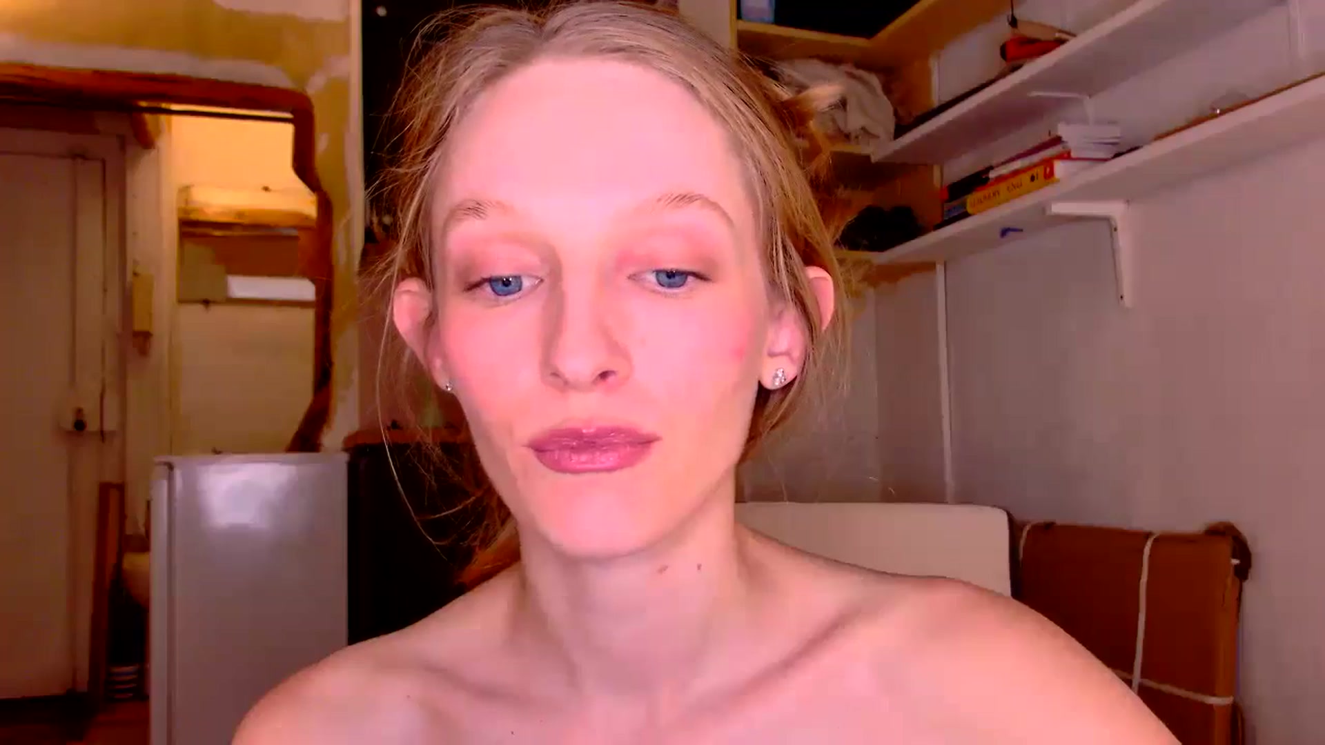 Gallery image thumbnail from Kinkywander's myfreecams stream on, 11/02/2024, 20:35 image 14 of 20
