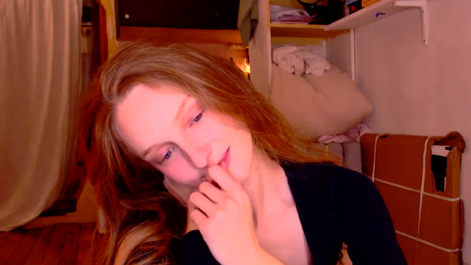 Gallery image thumbnail from Kinkywander's myfreecams stream on, 11/16/2024, 18:07 image 20 of 20