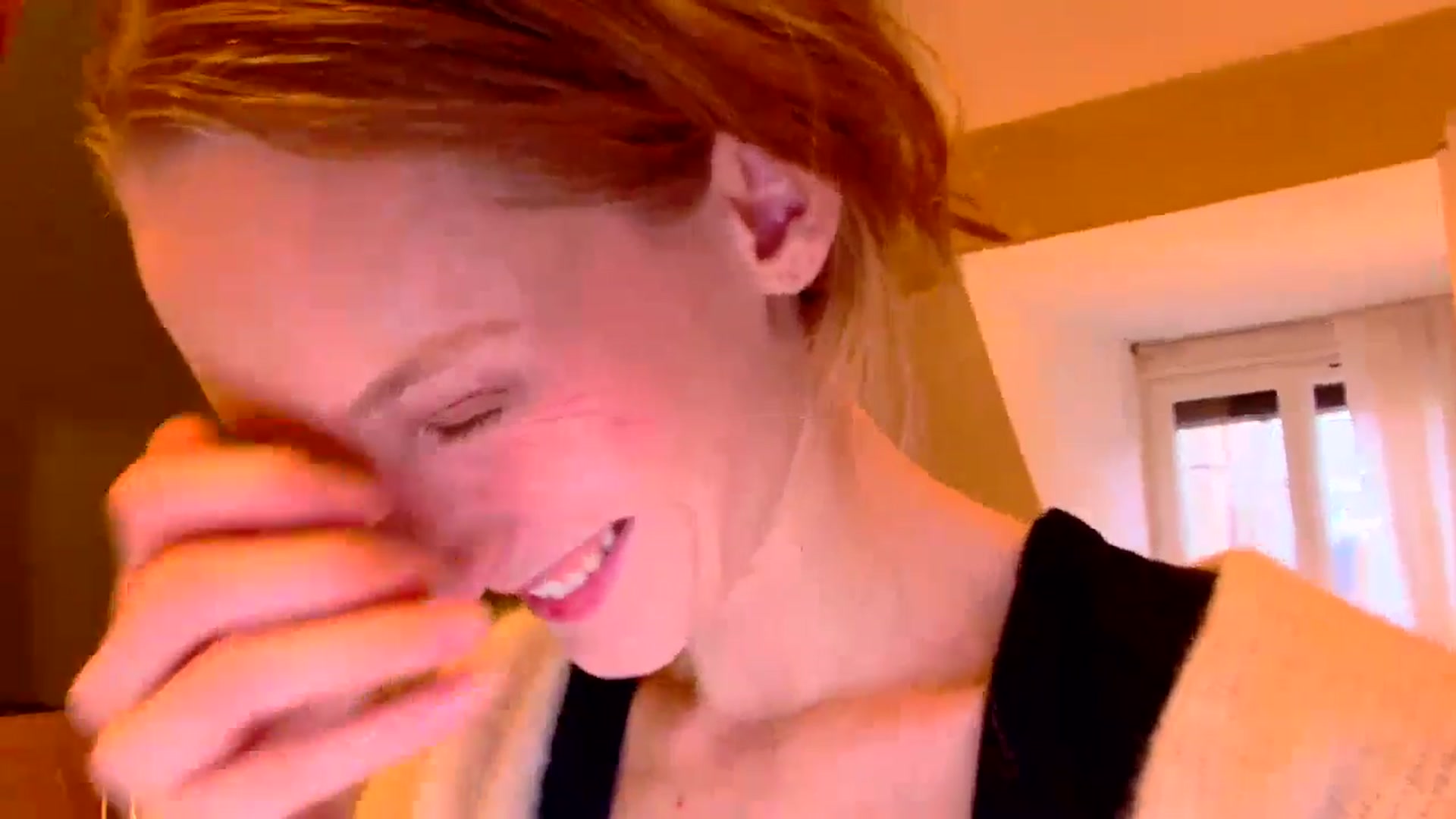 Gallery image thumbnail from Kinkywander's myfreecams stream on, 11/16/2024, 18:07 image 3 of 20