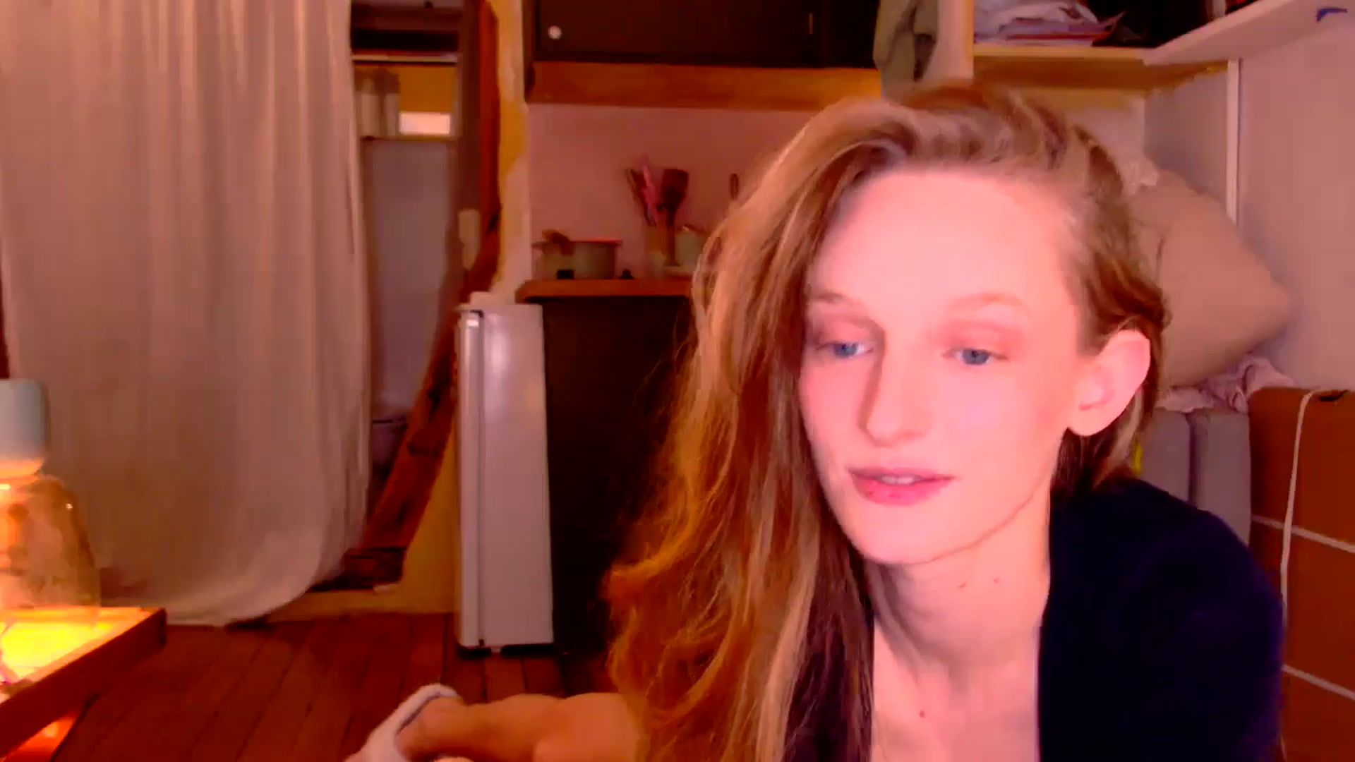Gallery image thumbnail from Kinkywander's myfreecams stream on, 11/16/2024, 20:49 image 5 of 20