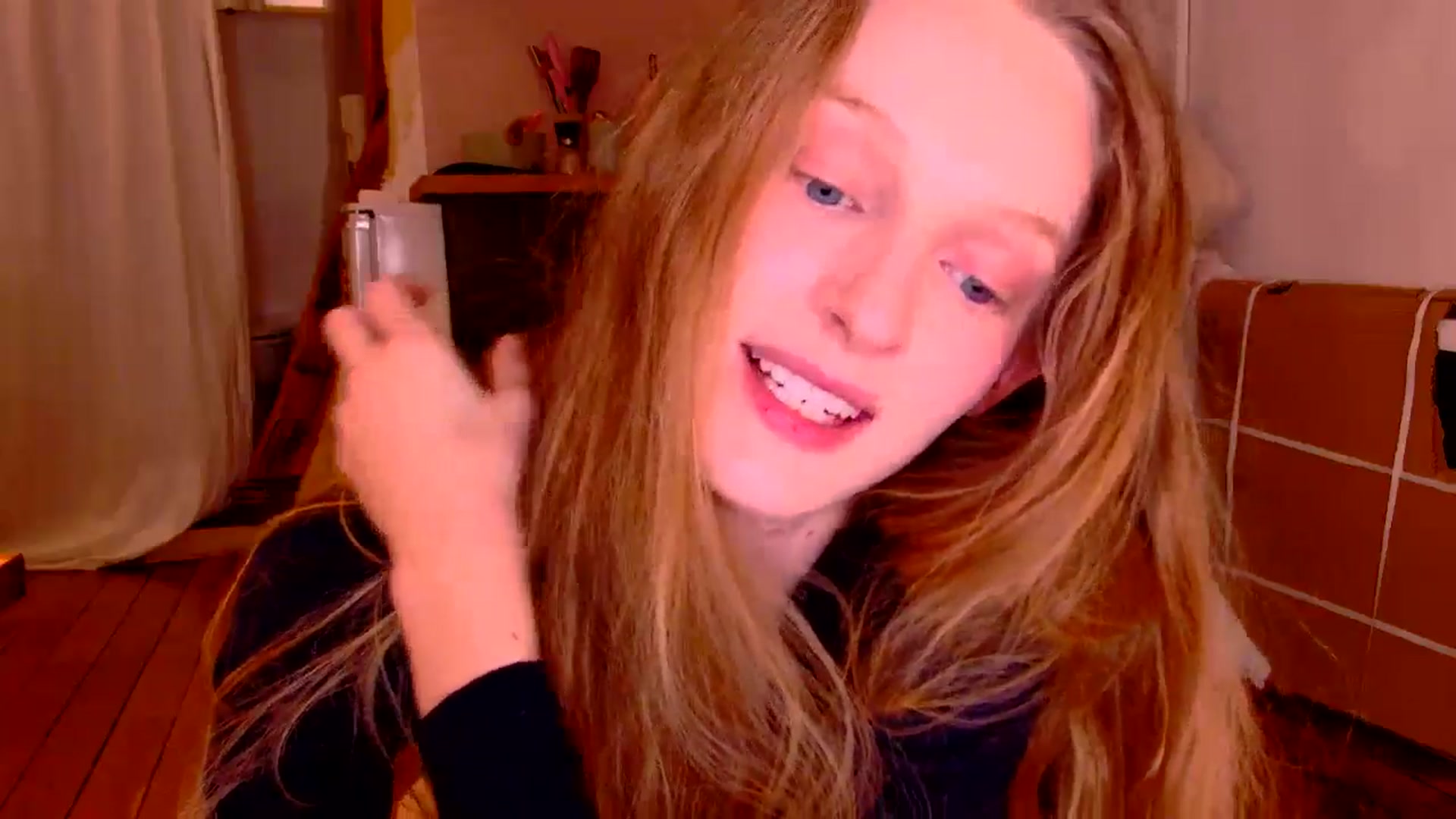 Gallery image thumbnail from Kinkywander's myfreecams stream on, 11/16/2024, 20:49 image 11 of 20