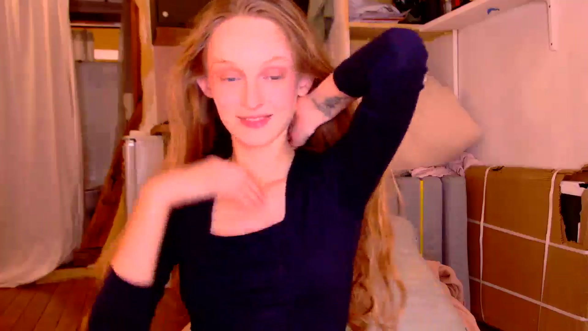 Gallery image thumbnail from Kinkywander's myfreecams stream on, 11/16/2024, 20:49 image 10 of 20