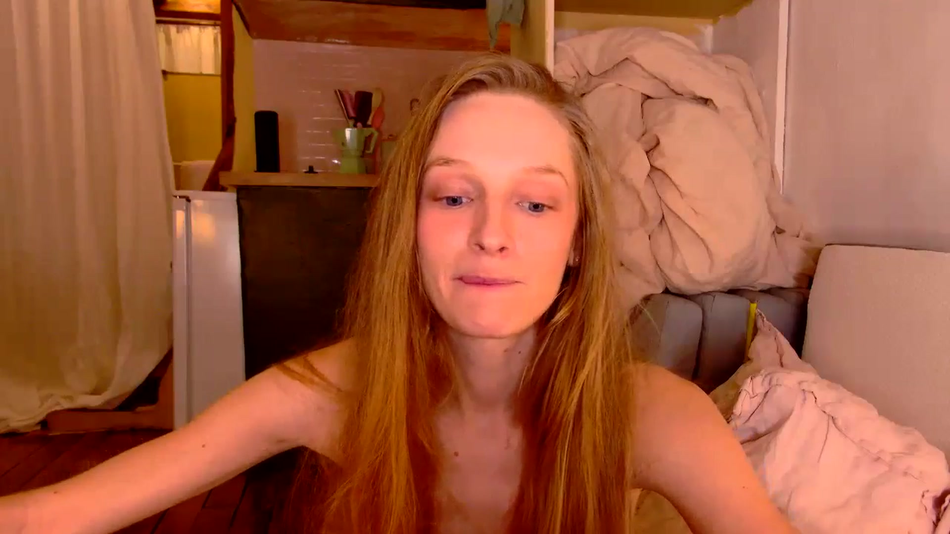 Gallery image thumbnail from Kinkywander's myfreecams stream on, 11/24/2024, 18:38 image 20 of 20
