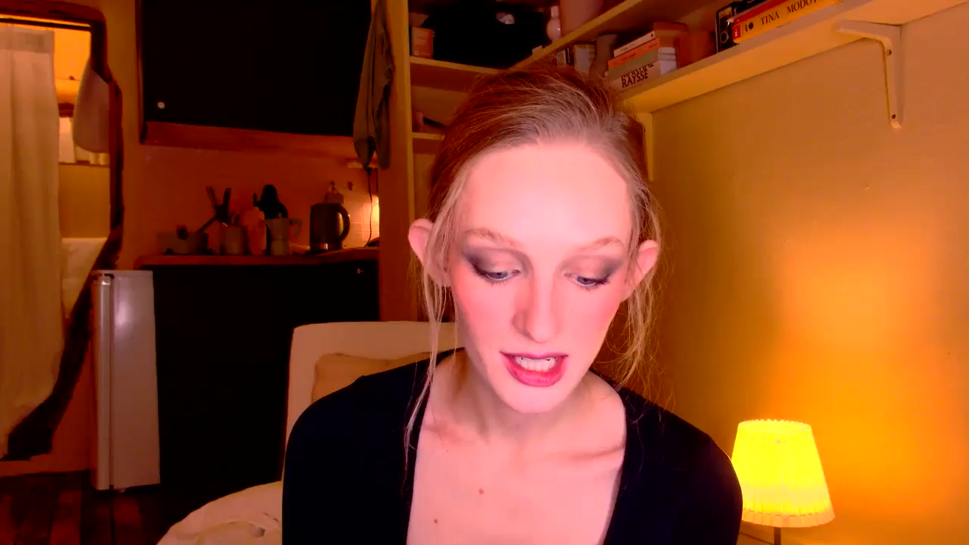 Gallery image thumbnail from Kinkywander's myfreecams stream on, 12/01/2024, 20:10 image 1 of 20