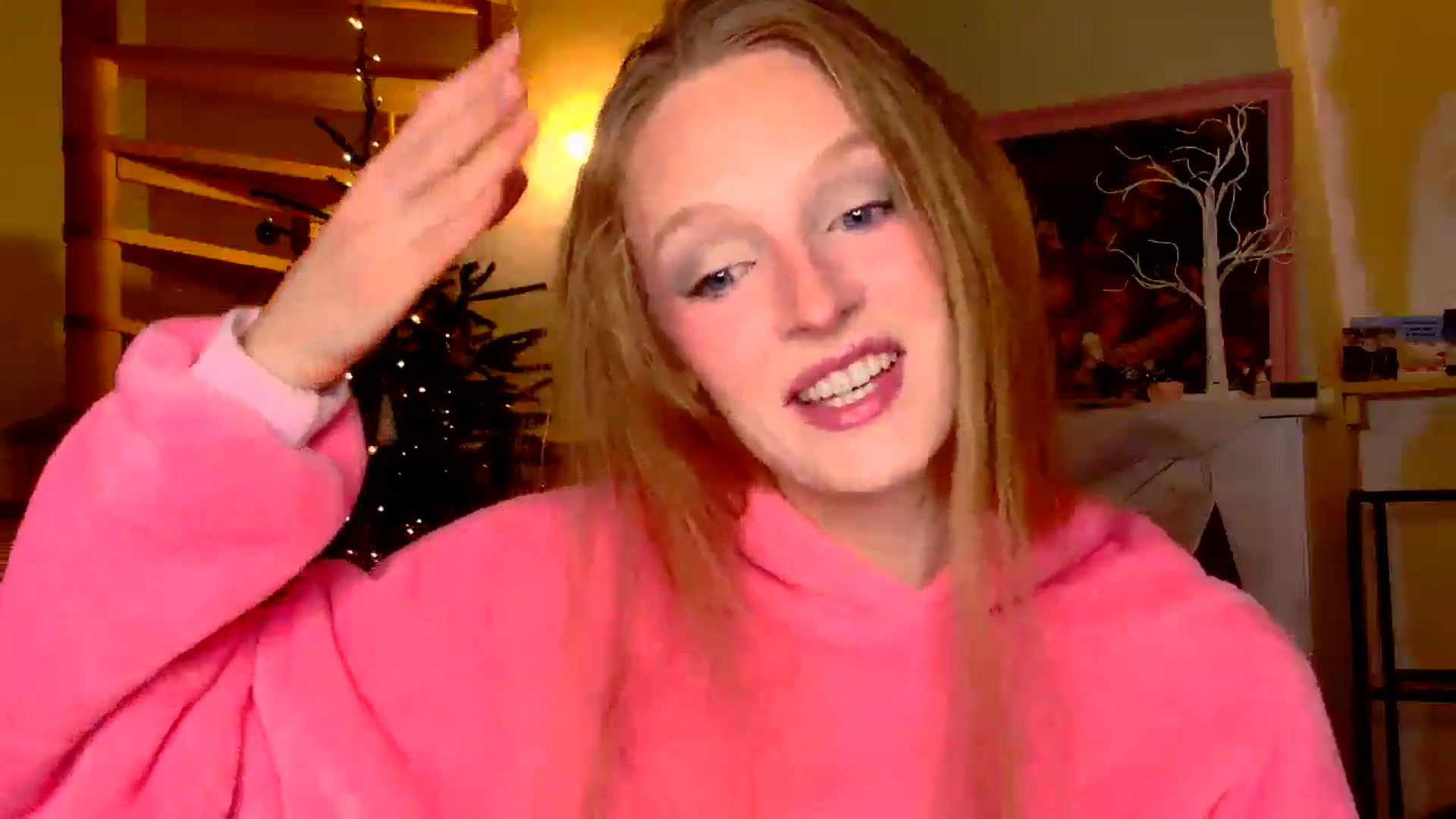 Gallery image thumbnail from Kinkywander's myfreecams stream on, 12/22/2024, 17:41 image 7 of 20