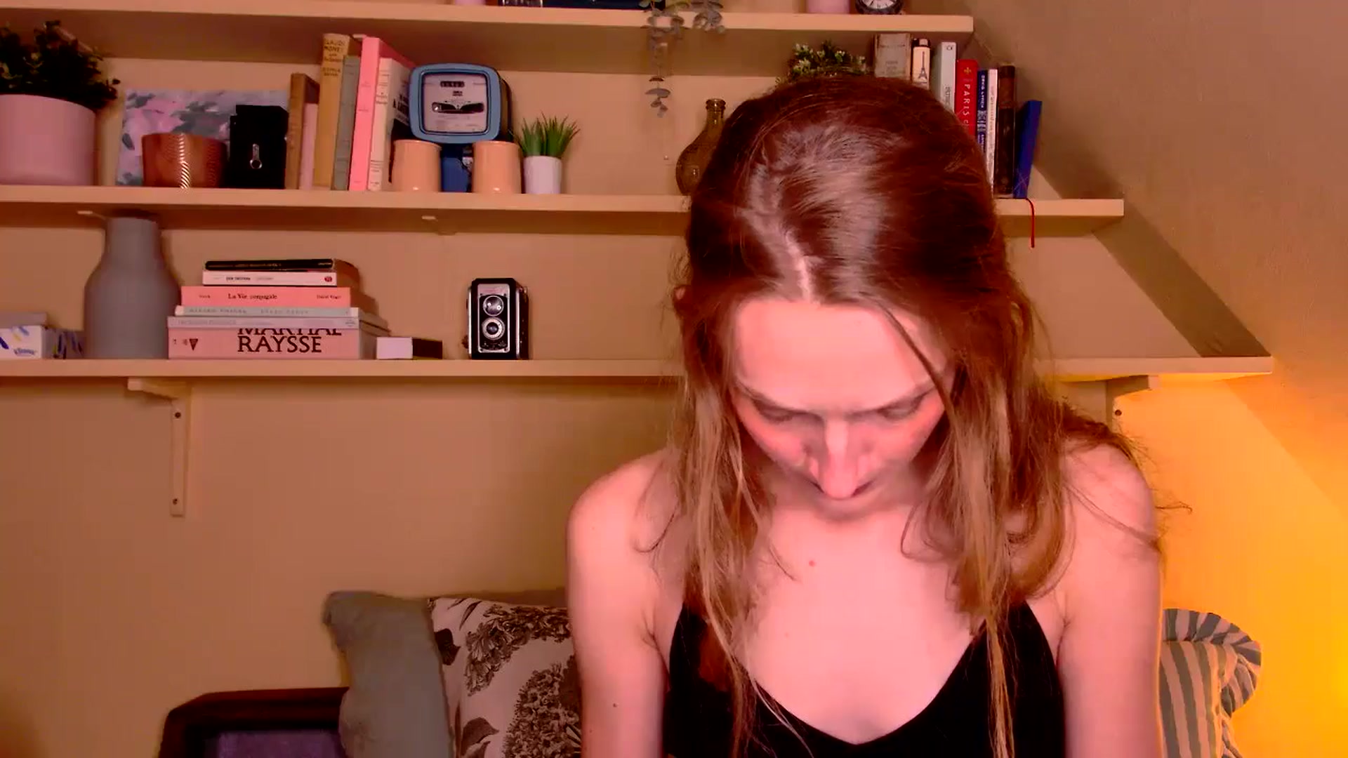 Gallery image thumbnail from Kinkywander's myfreecams stream on, 01/11/2025, 16:54 image 7 of 20