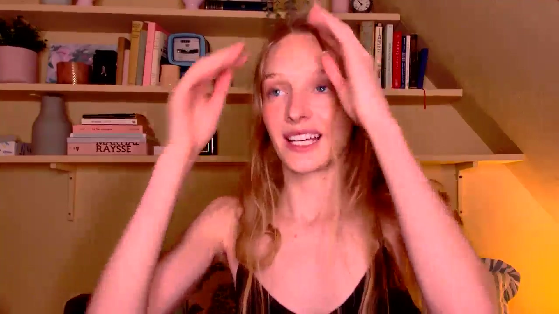 Gallery image thumbnail from Kinkywander's myfreecams stream on, 01/11/2025, 16:54 image 17 of 20